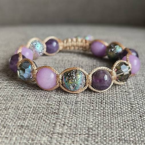 Amethyst Essence - Náramok z minerálov (Ametyst, Lávový kameň)