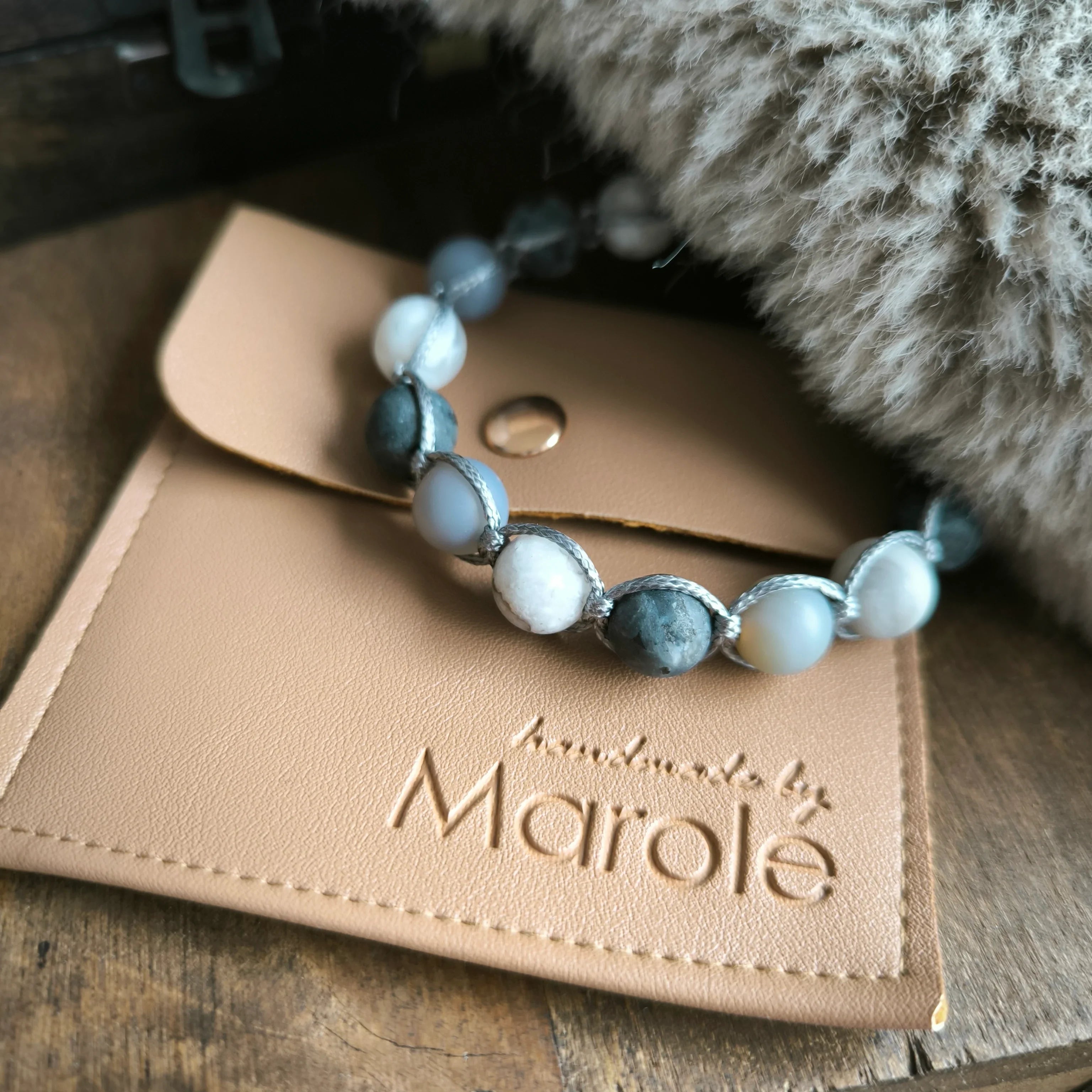 The Rock - Mineral Bracelet (Labradorite, Agate) - Marole