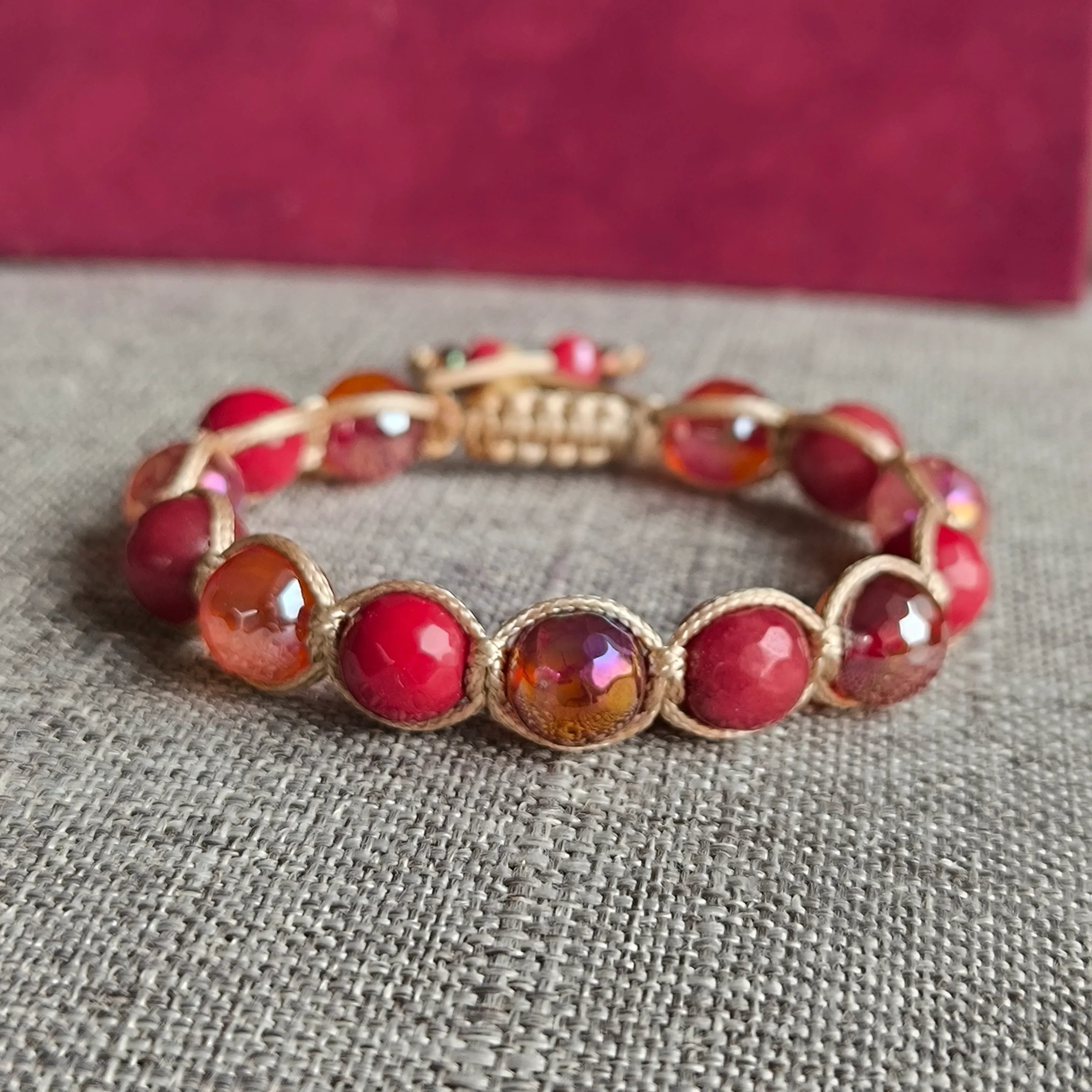 Cherry - Mineral Bracelet (Jadeite, Agate) - Marole