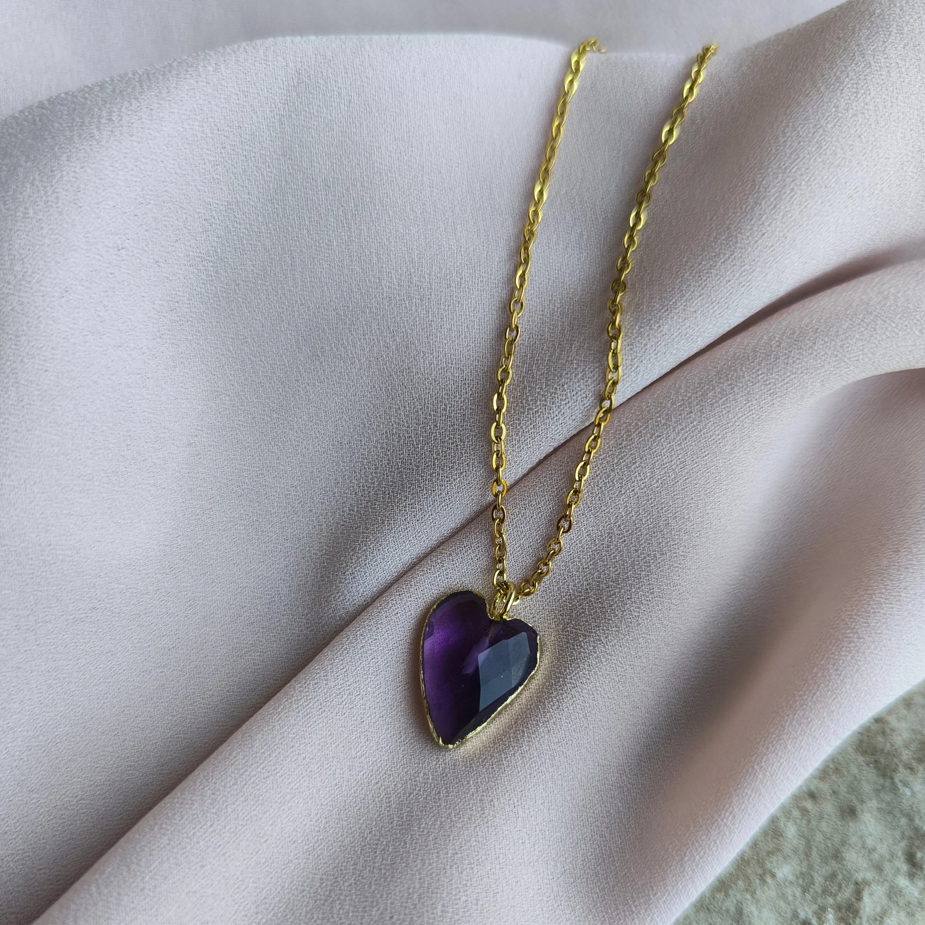 Chain with a pendant made of natural mineral (Amethyst) - Marole