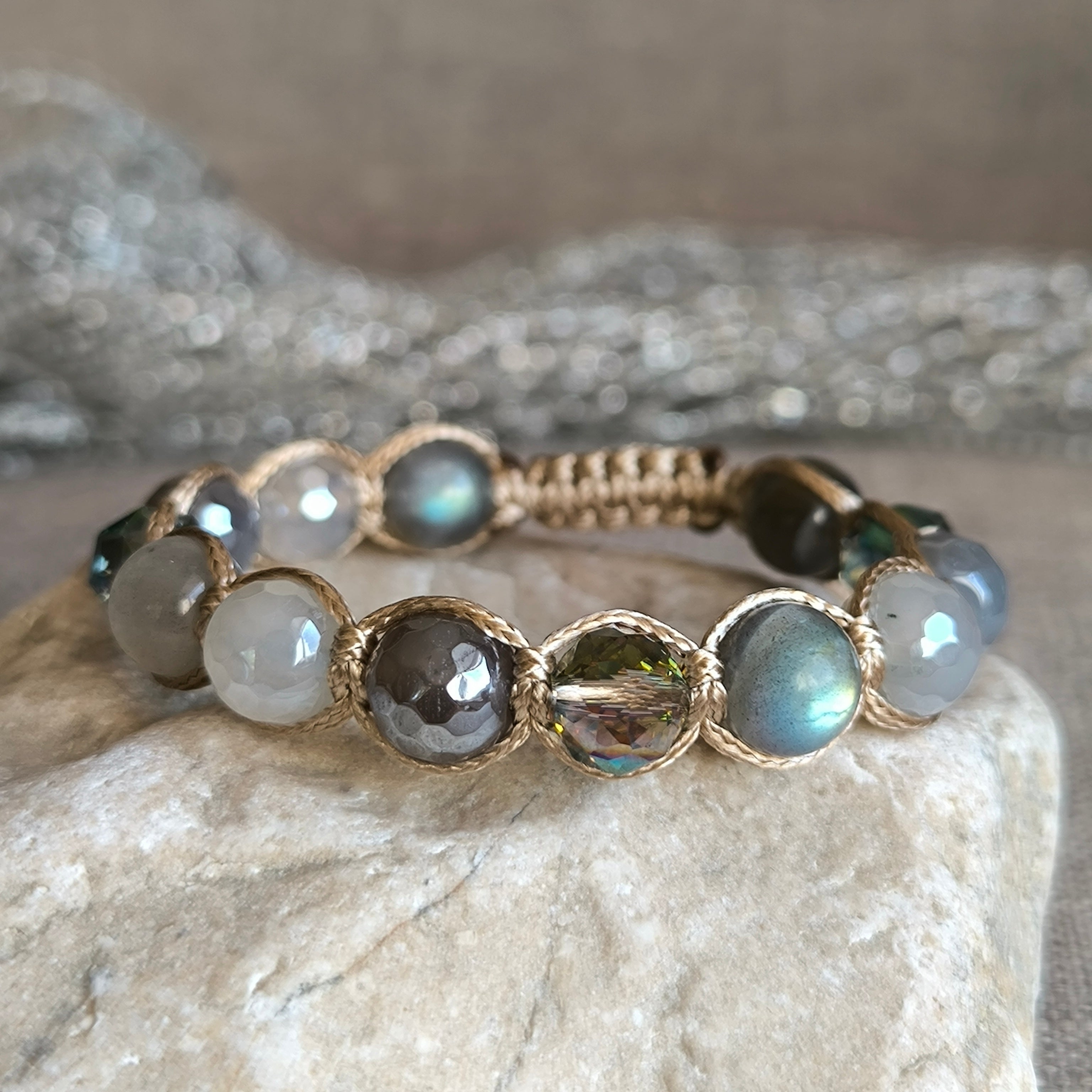 Calm - Mineral Bracelet (Amethyst, Labradorite, Agate)