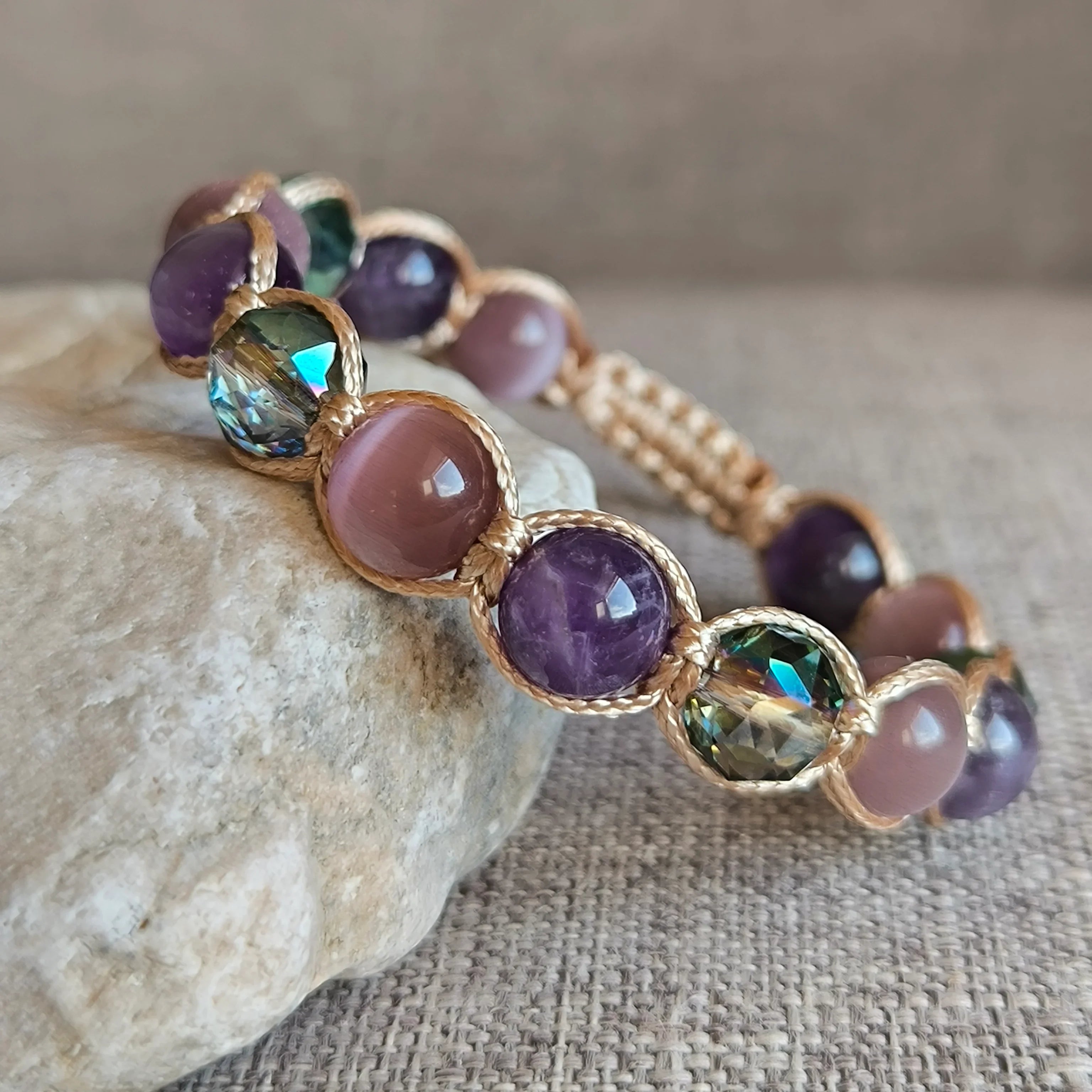 Purple Rain - Mineral Bracelet (Amethyst, Cat's Eye) - Marole