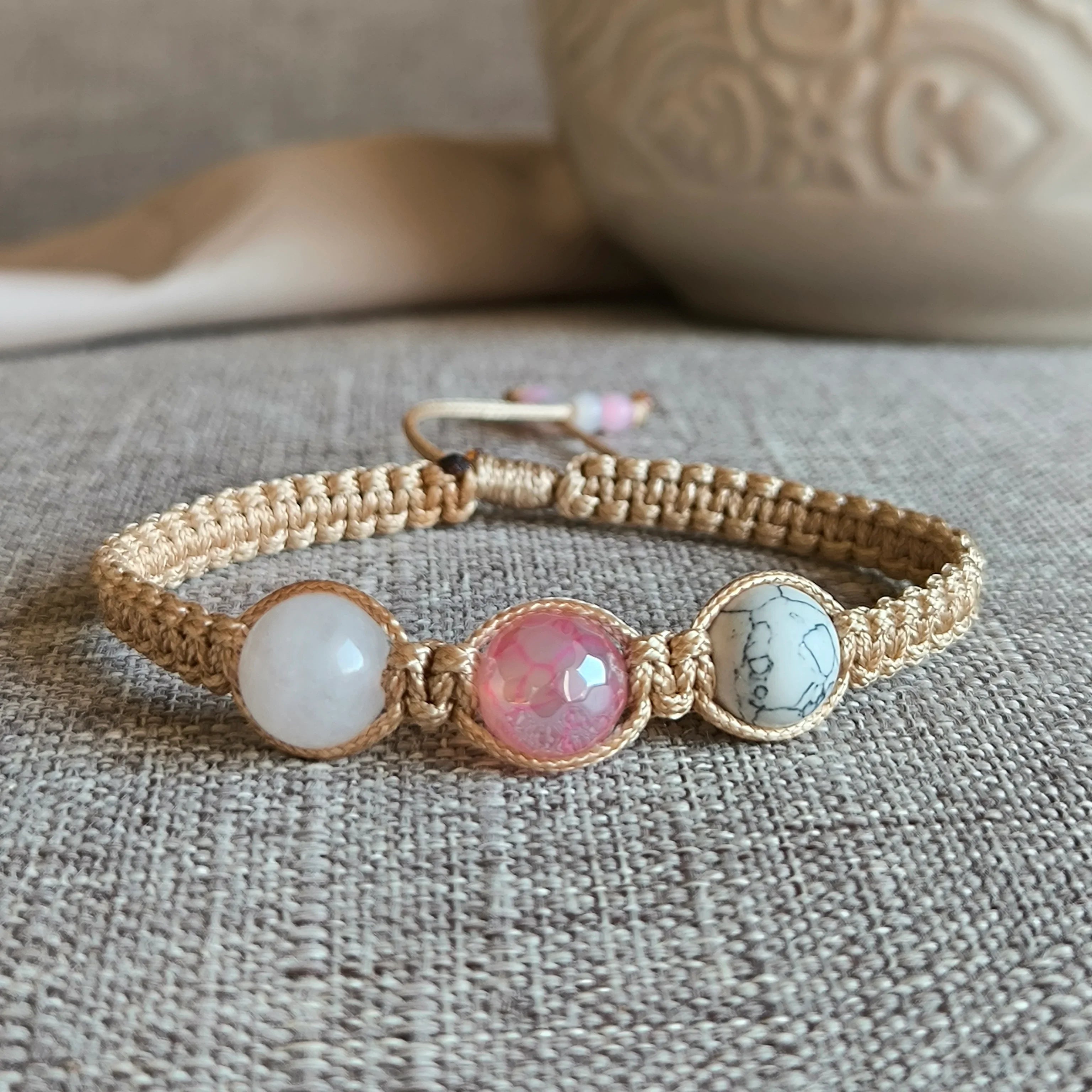 Libra (Howlite, Agate, Rose Quartz) - Marole