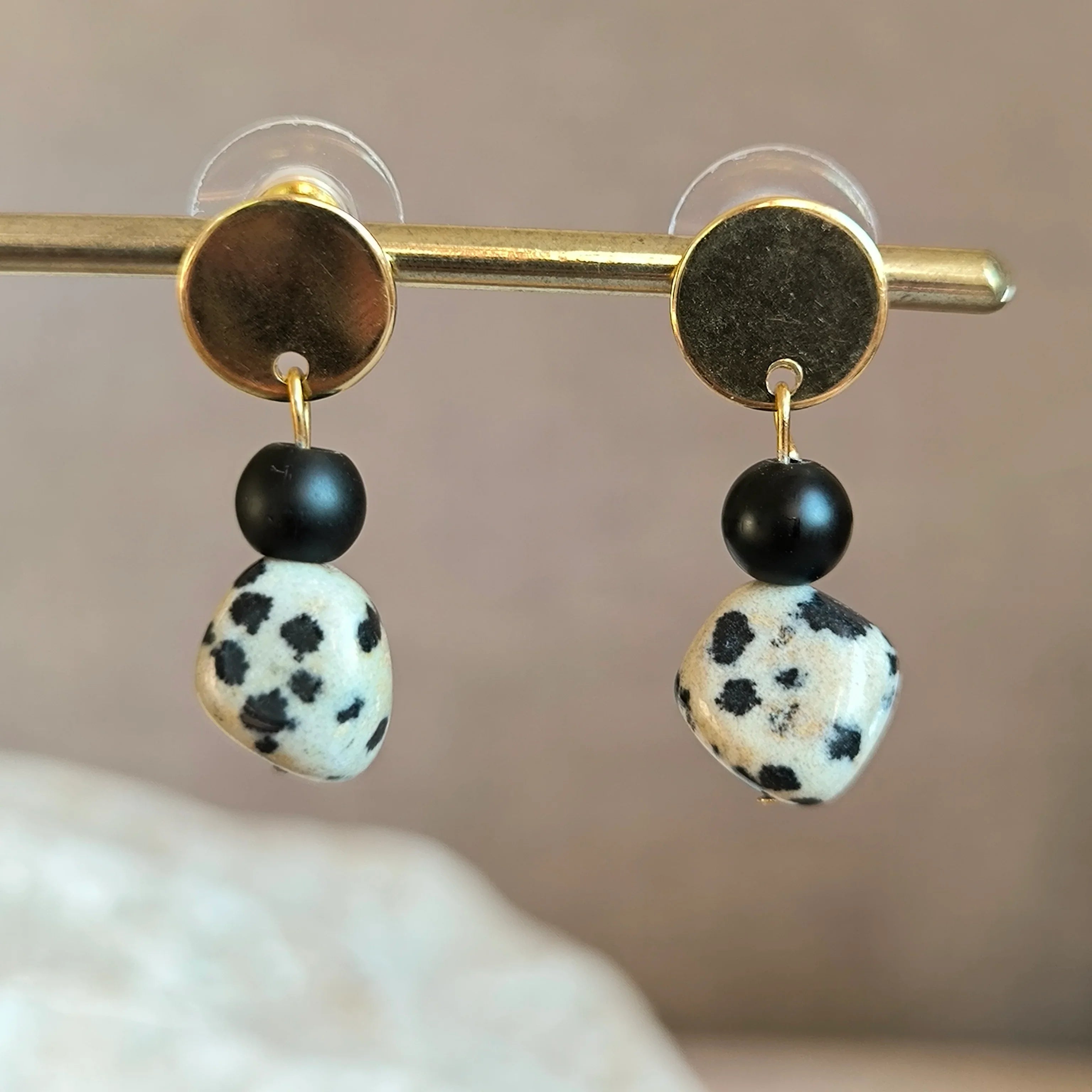 Mineral earrings (Dalmatian Jasper, Onyx) - Marole