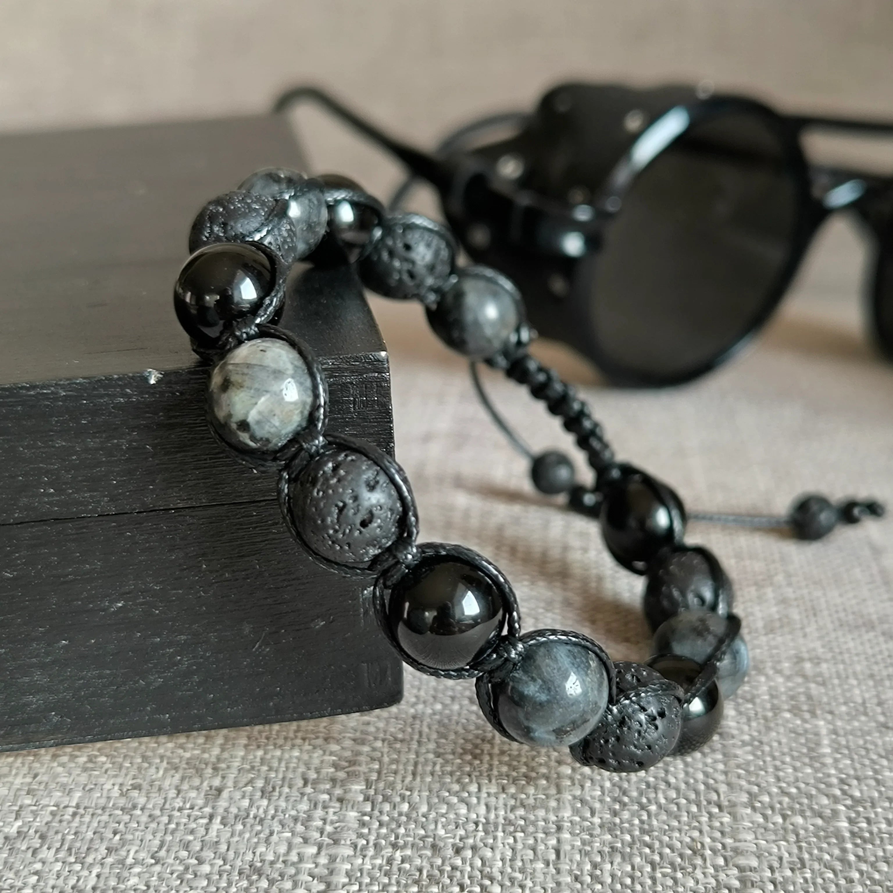 Black Soul - Mineral Bracelet (Tourmaline, Lava Stone, Labradorite) - Marole