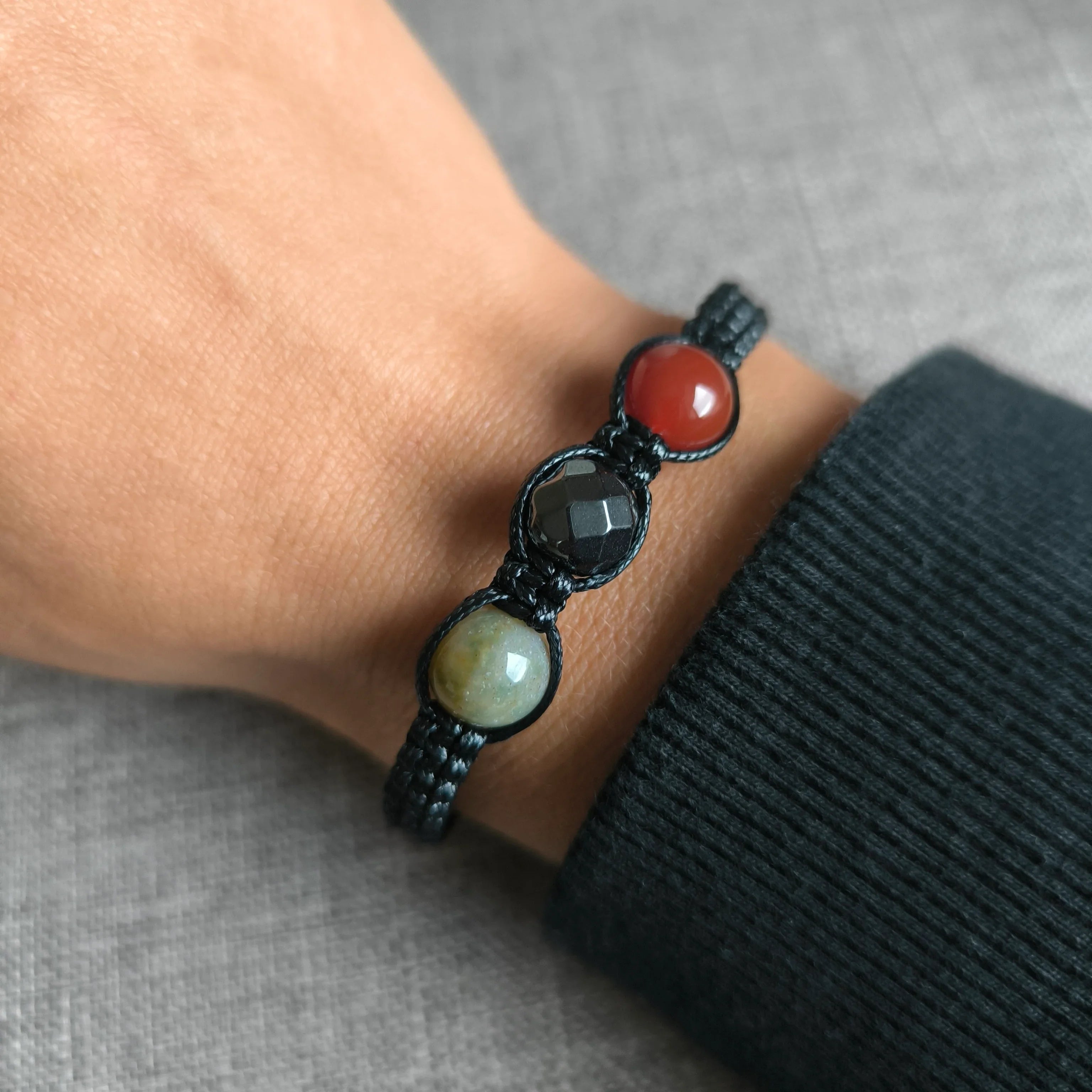 Aries (Agate, Hematite, Carnelian) - Marole