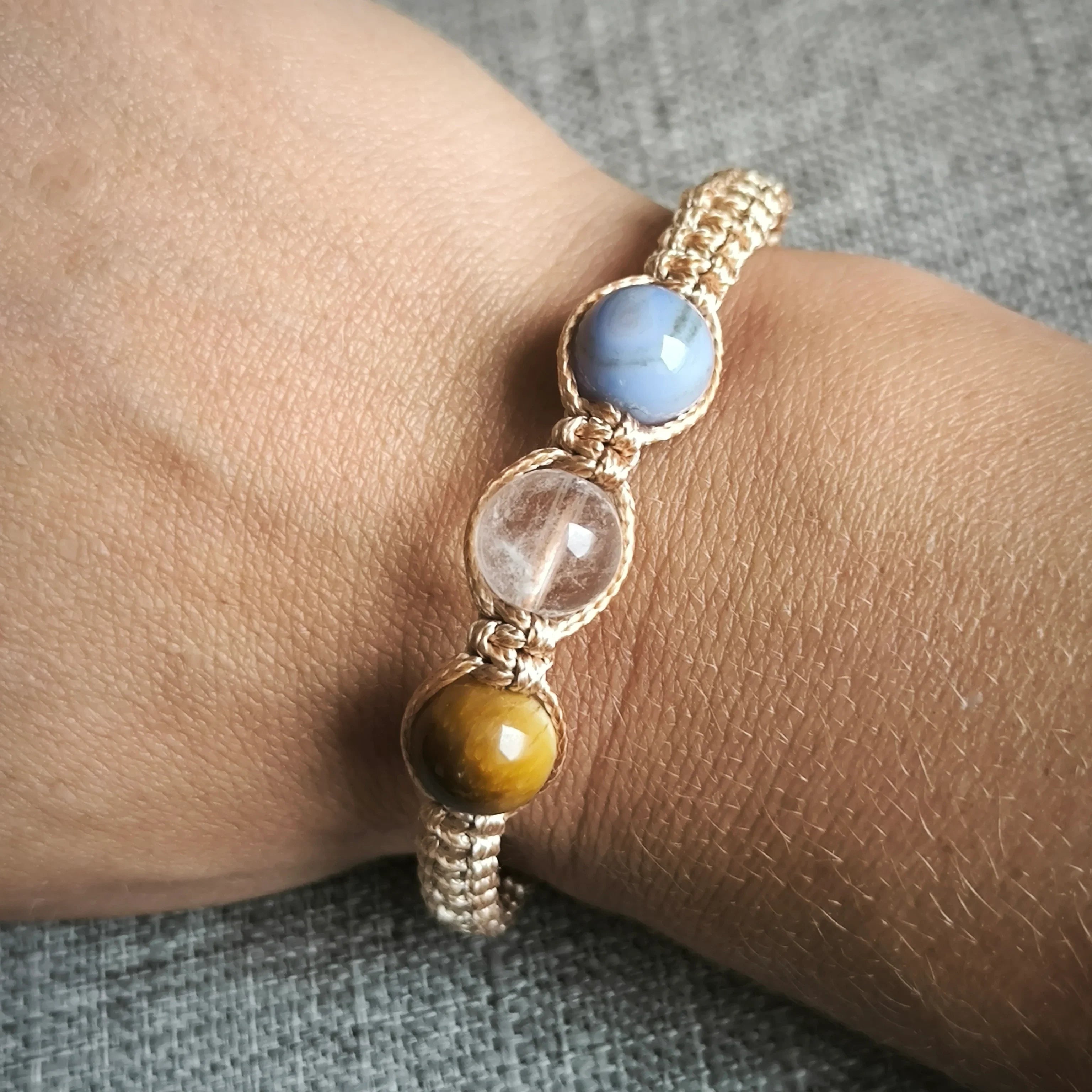 Leo (Tiger Eye, Crystal, Agate) - Marole