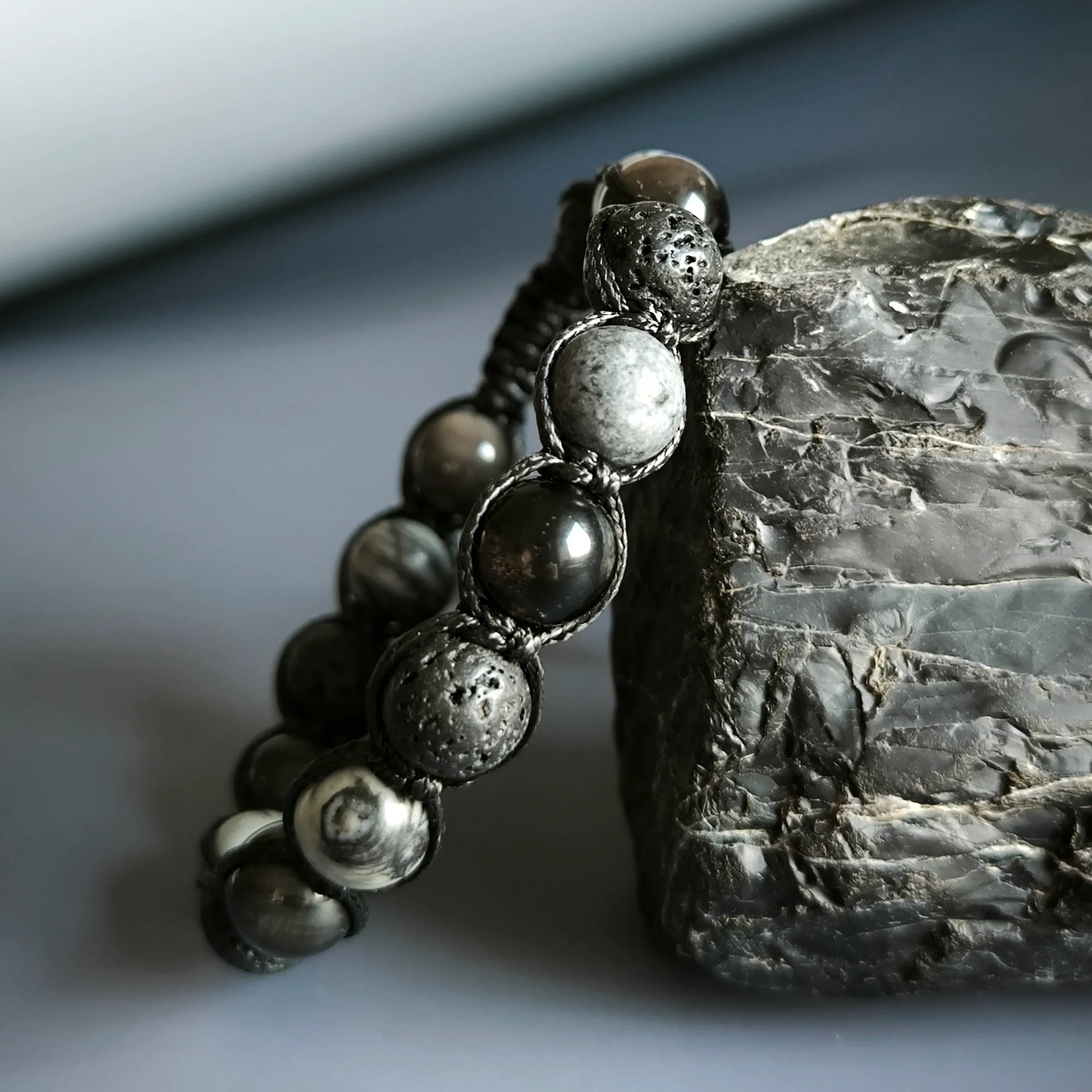 Vortex - Náramek z minerálů (Lávový kámen, Obsidián, Jaspis) - Marole