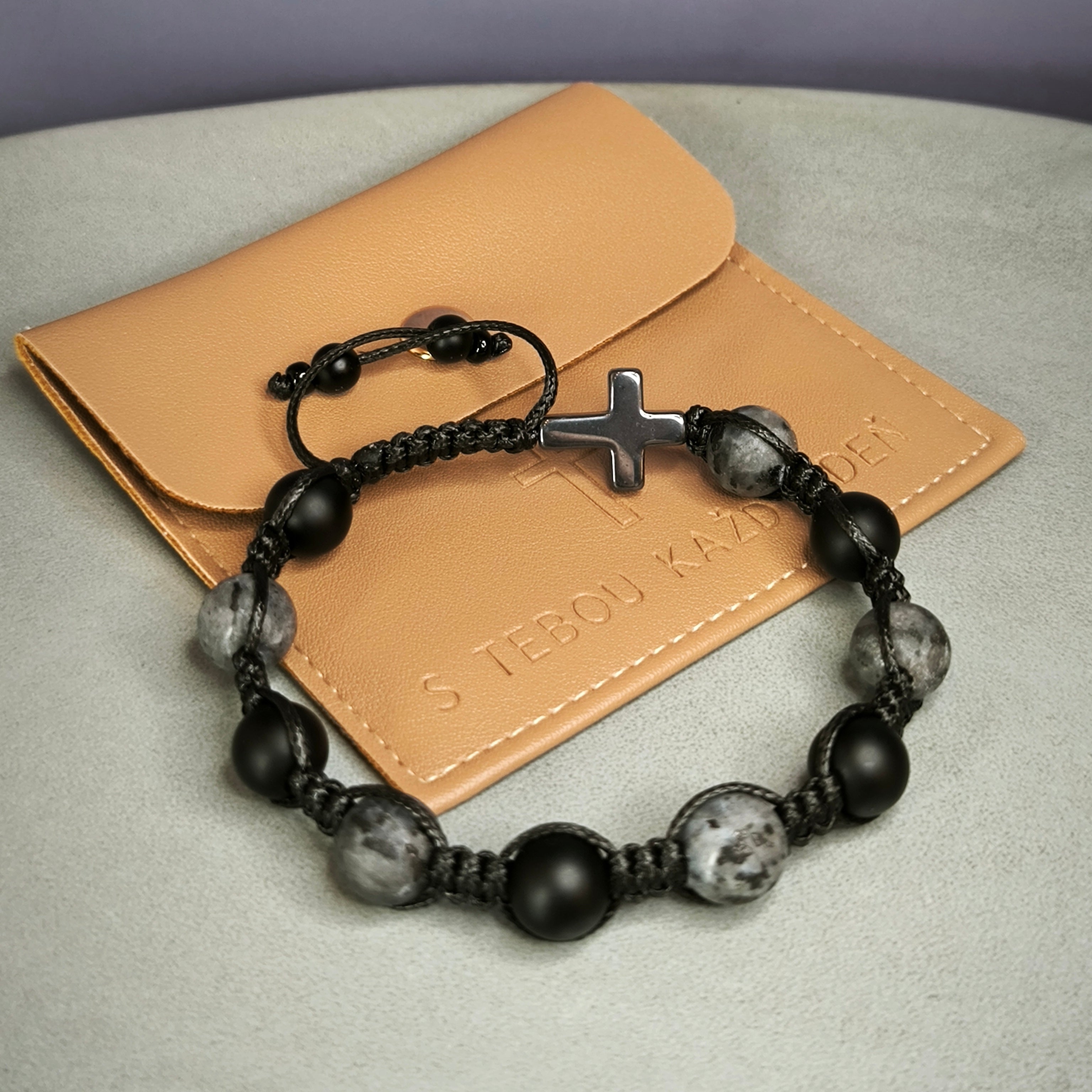 Men's rosary for the hand (Labradorite, Onyx, Hematite)