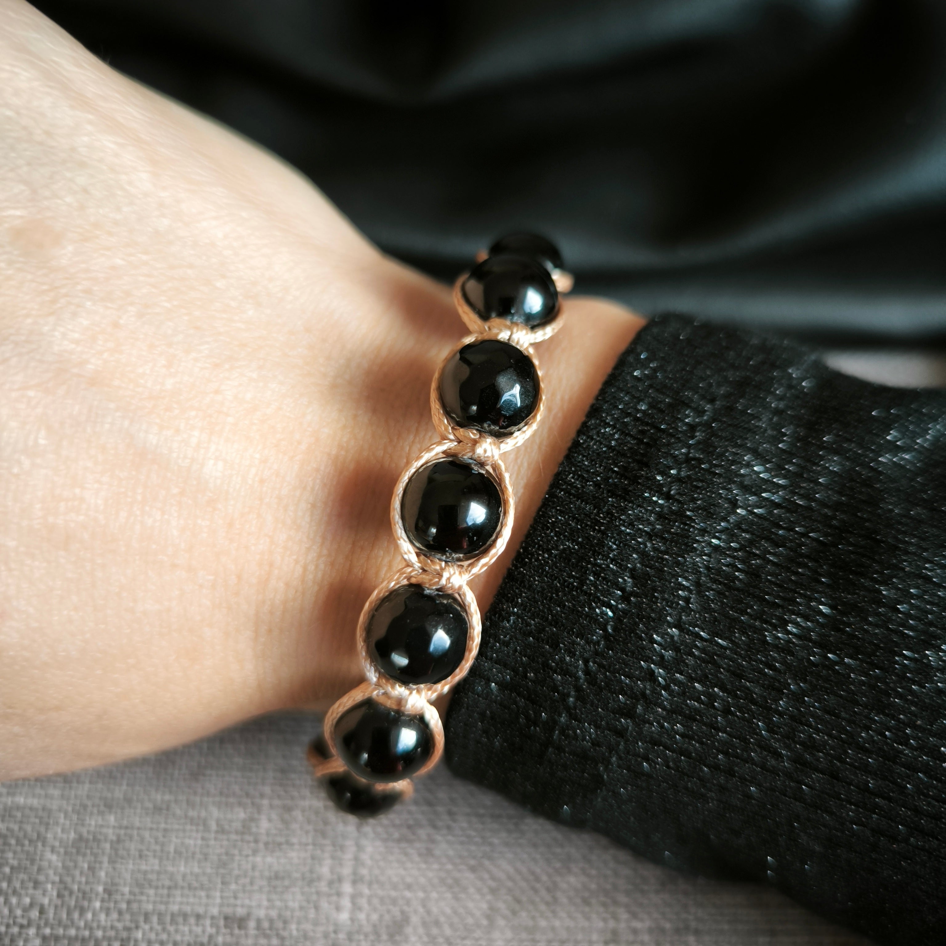 Nyx - Mineral bracelet (Tourmaline, Onyx)