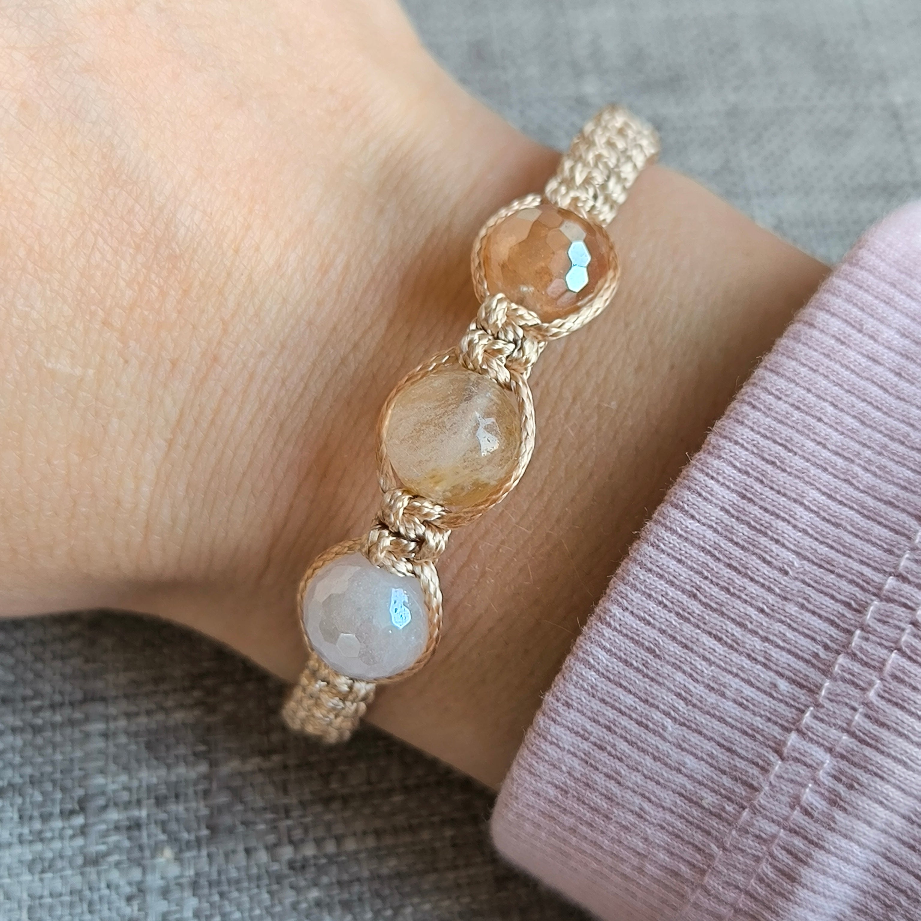 Taur (Citrin, Agat, Cuarț roz)