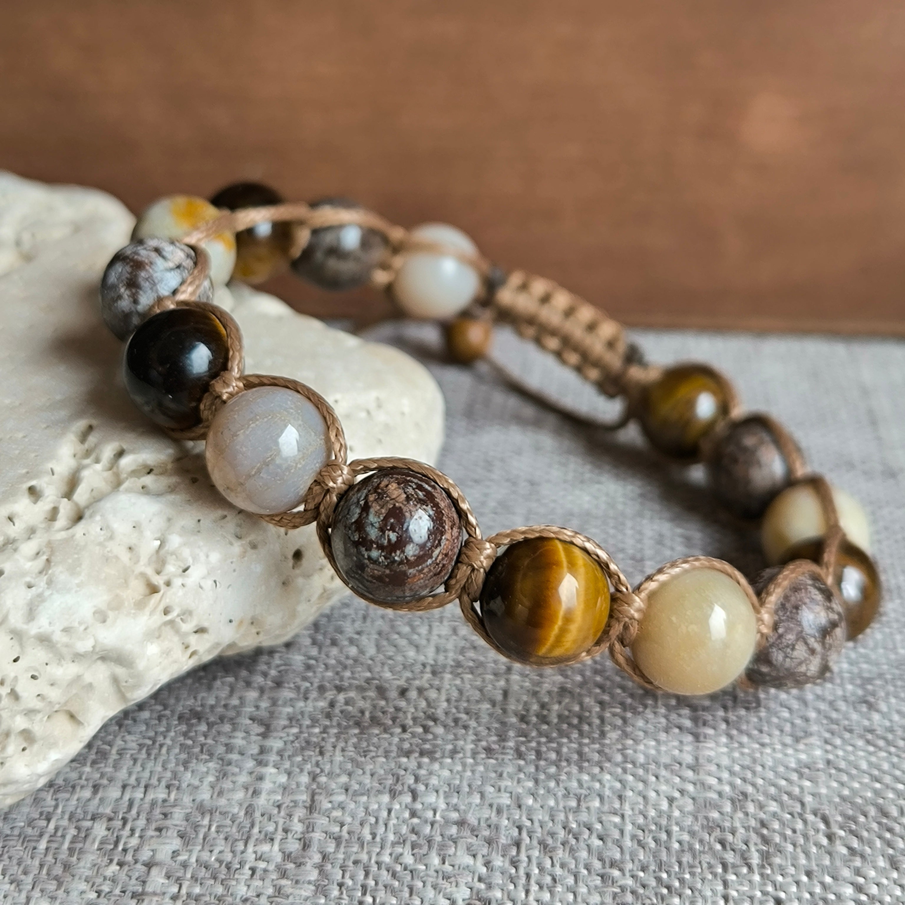 Canyon - Náramok z minerálov (Tigrie oko, Obsidián, Chryzantémový kameň) - Marole