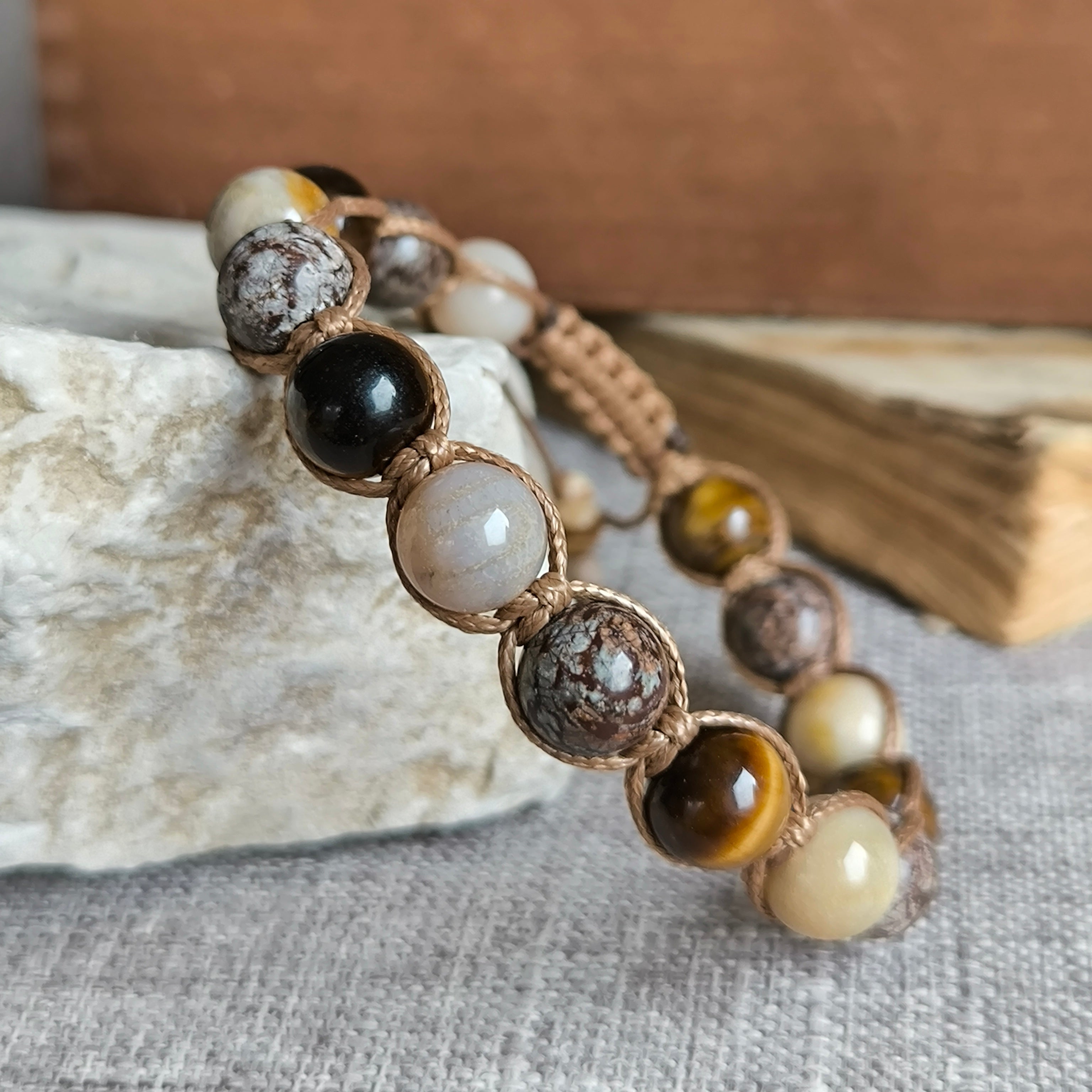 Canyon - Náramok z minerálov (Tigrie oko, Obsidián, Chryzantémový kameň) - Marole