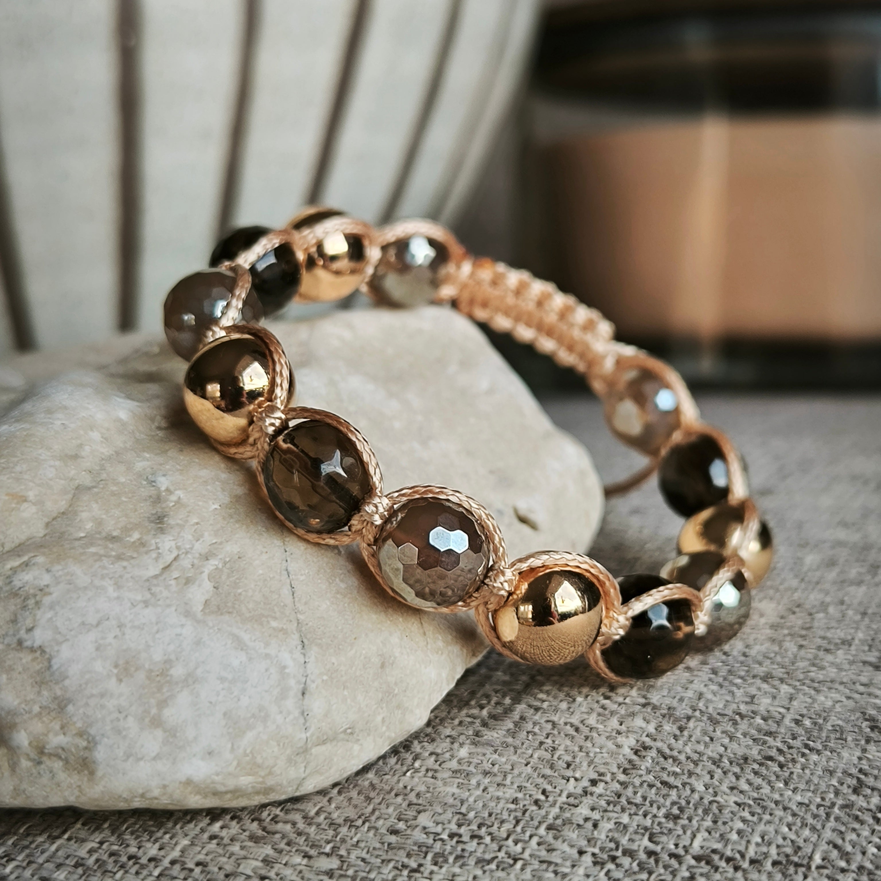 Hazel - Mineralienarmband (Achat, Hämatit, Záhneda) - Marole