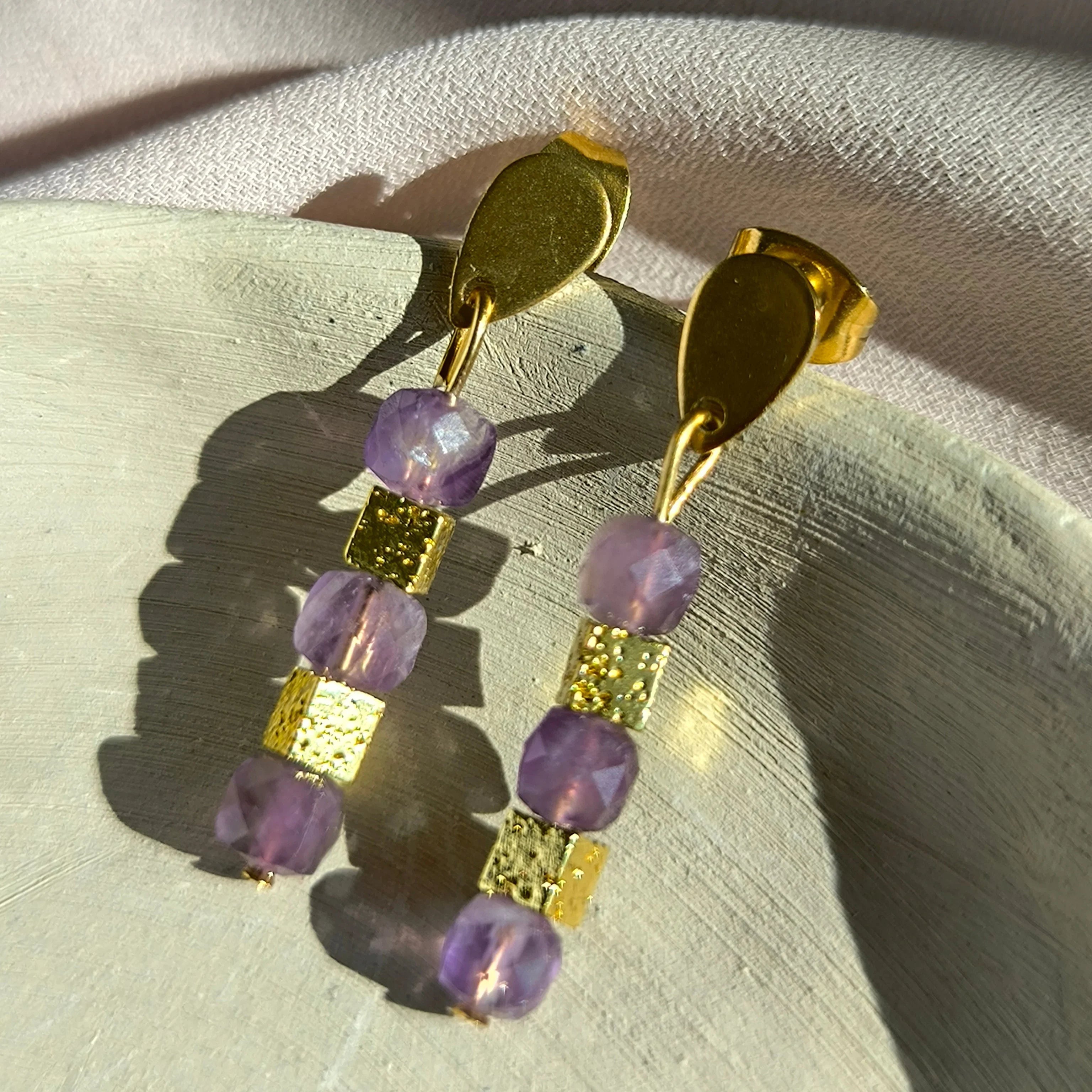 Mineral earrings (Amethyst, Lava stone) - Marole