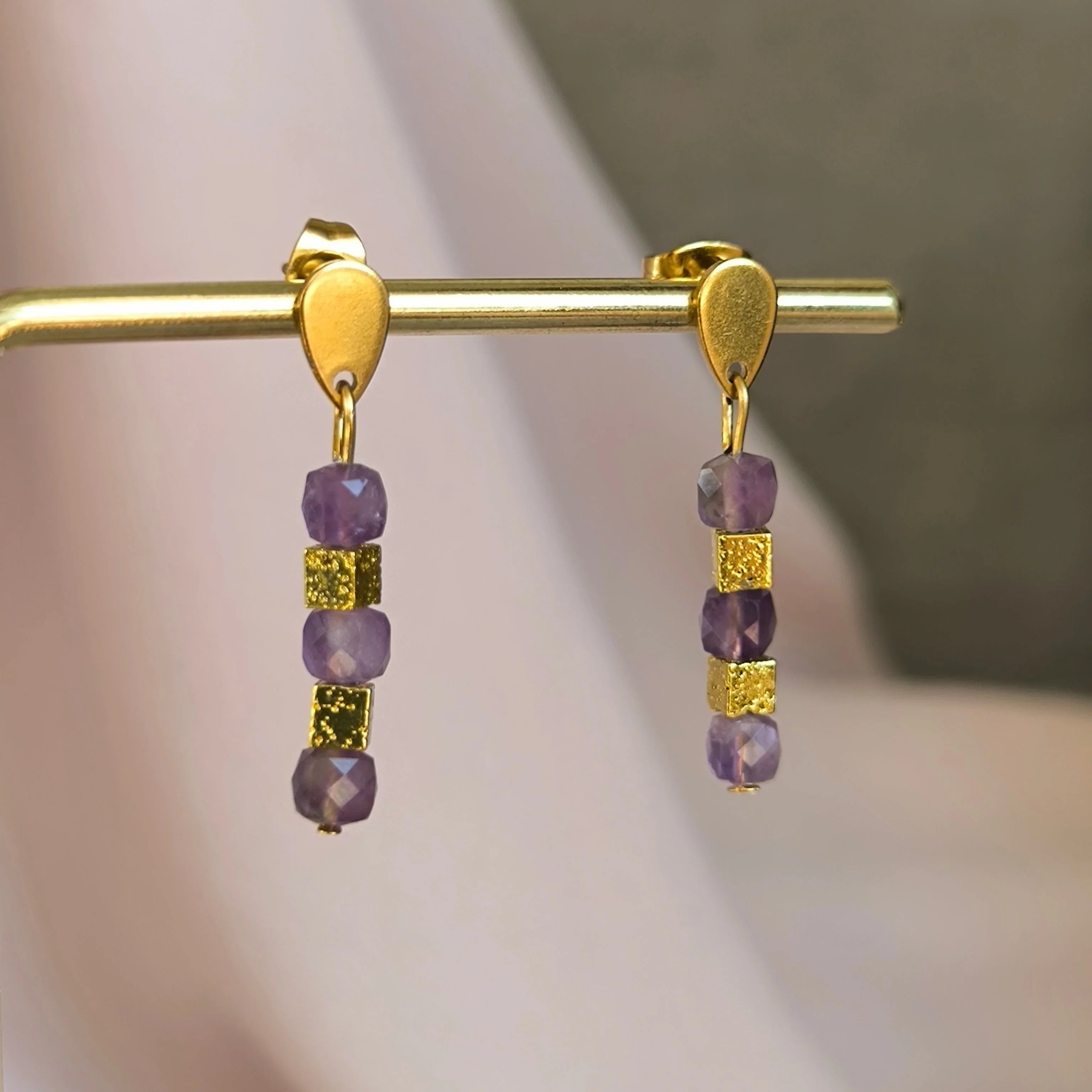 Mineral earrings (Amethyst, Lava stone) - Marole