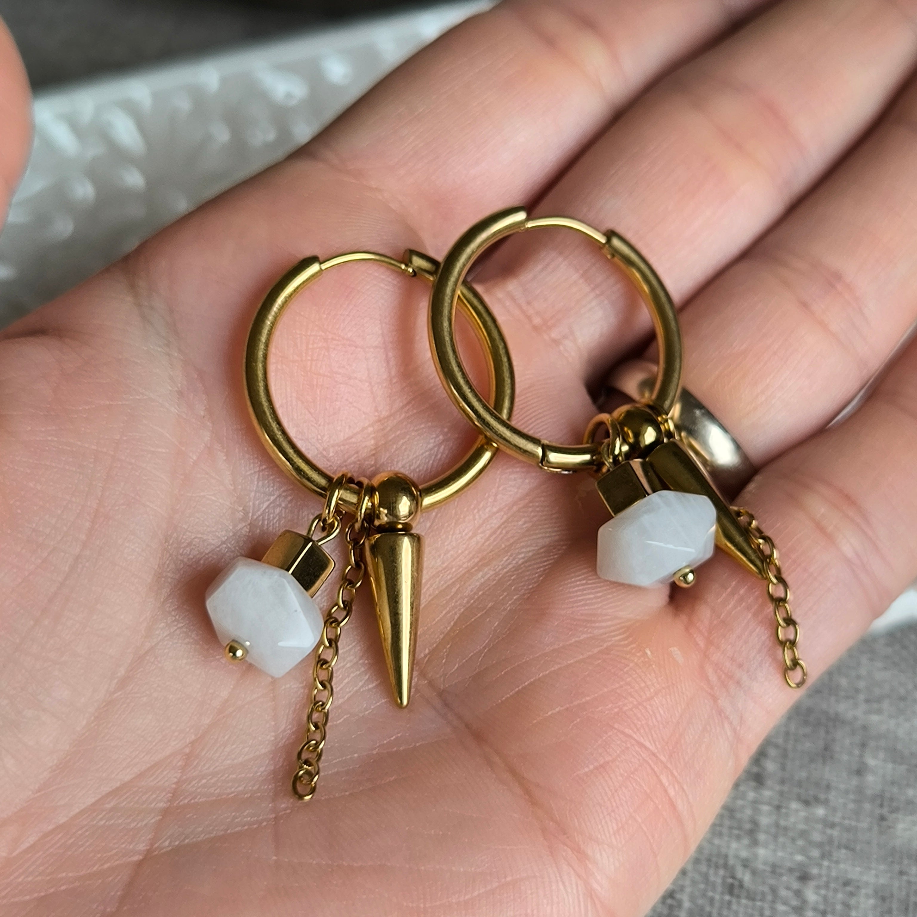 Náušnice z minerálov (Mesačný kameň) - Marole