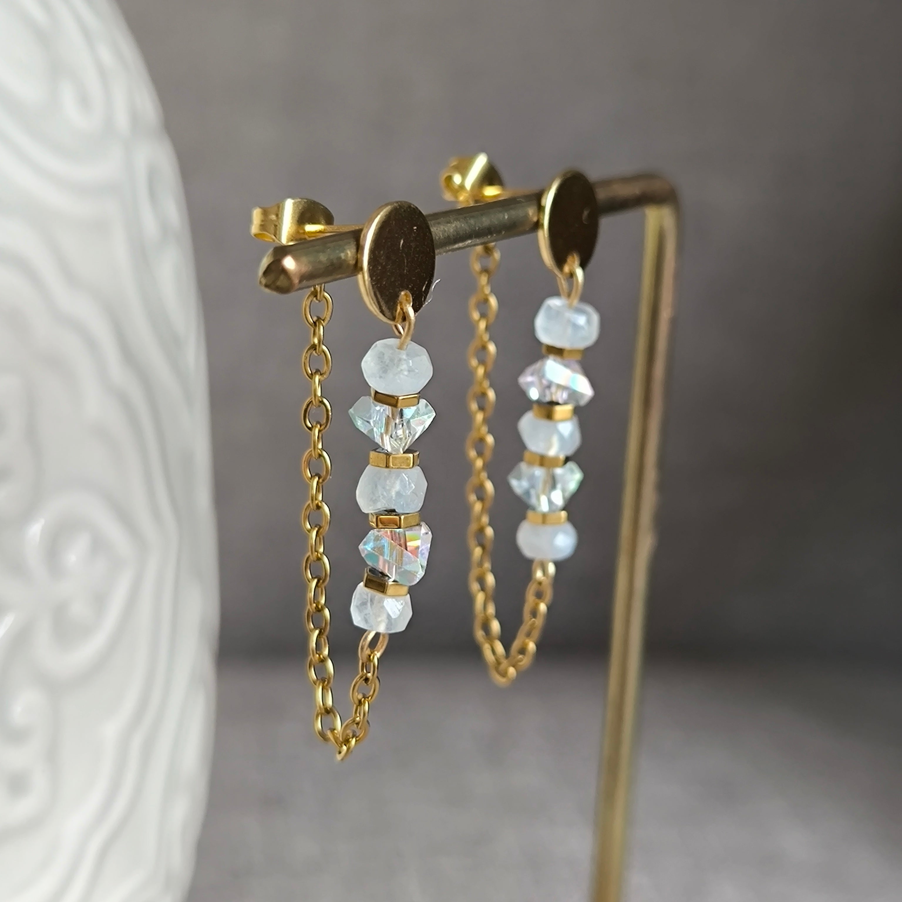 Kolczyki mineralne (kamień księżycowy) - Marole