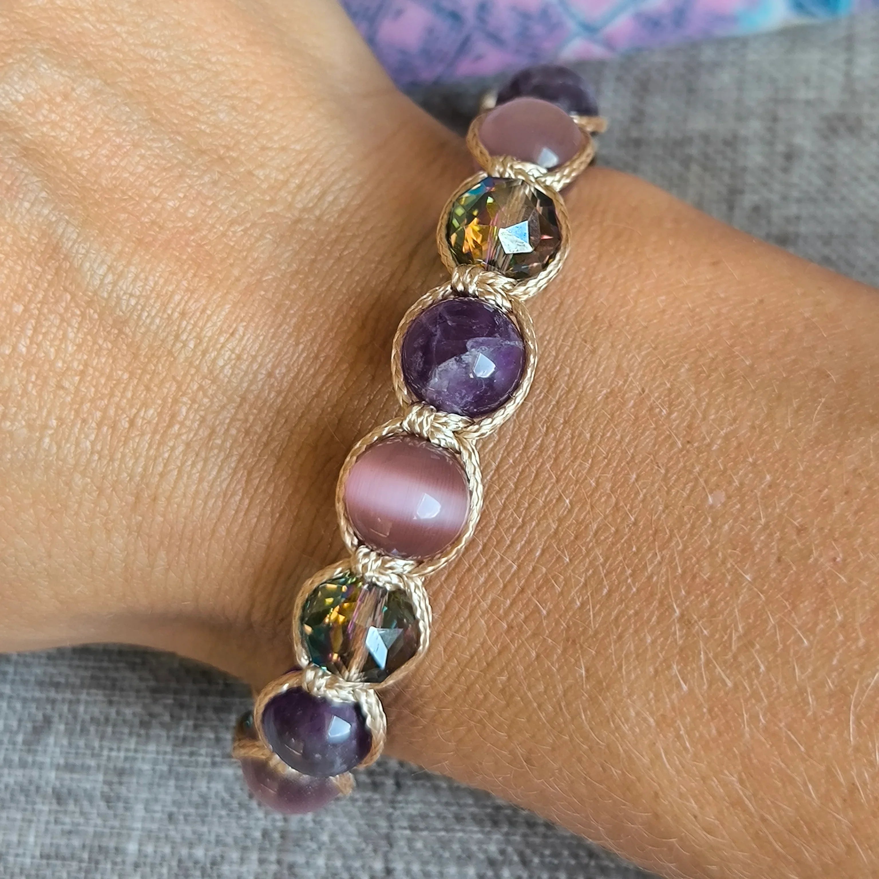 Purple Rain - Mineral Bracelet (Amethyst, Cat's Eye) - Marole