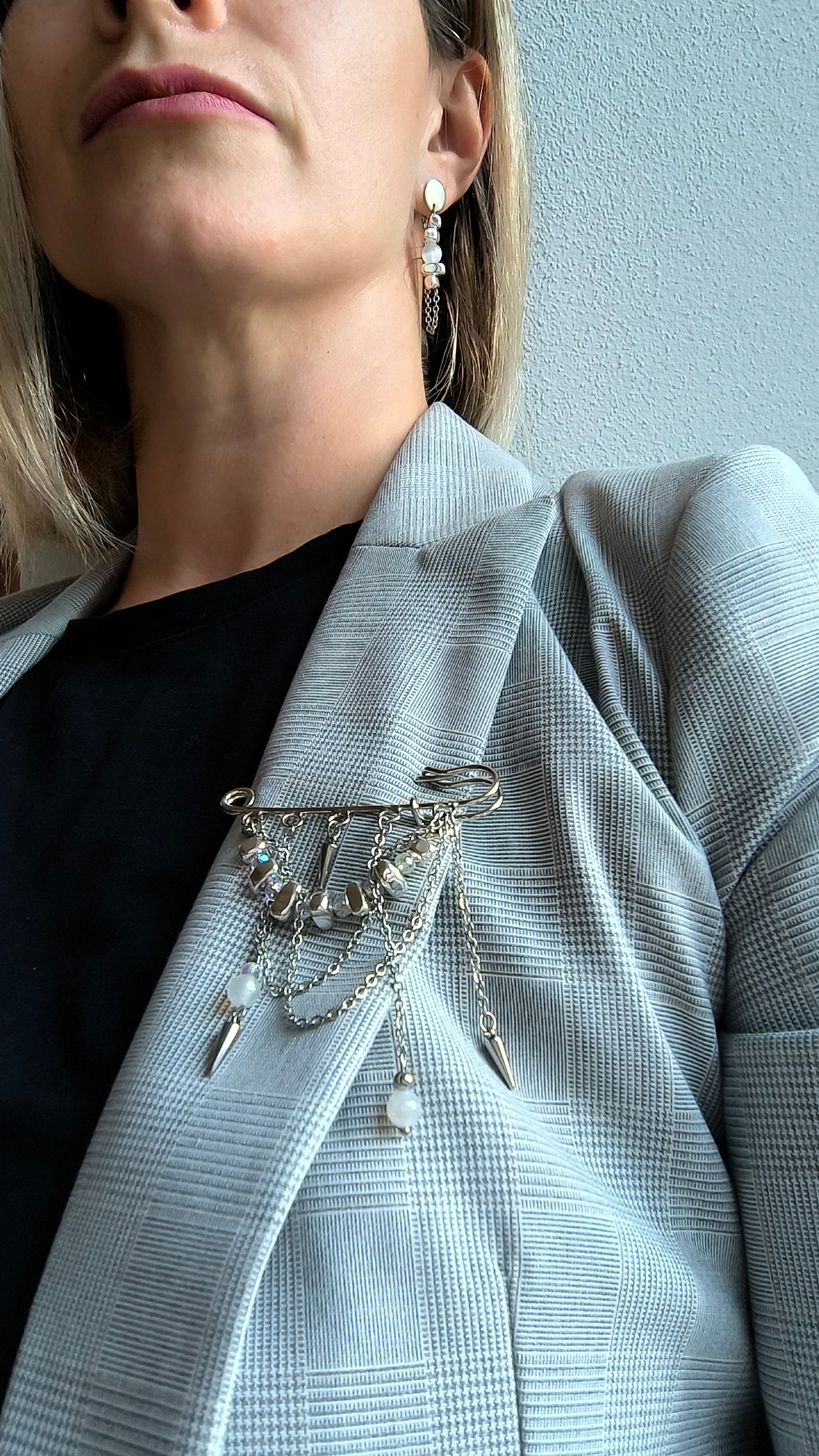 Sweet Rebel - Brooch with mineral stones (Hematite, Agate)