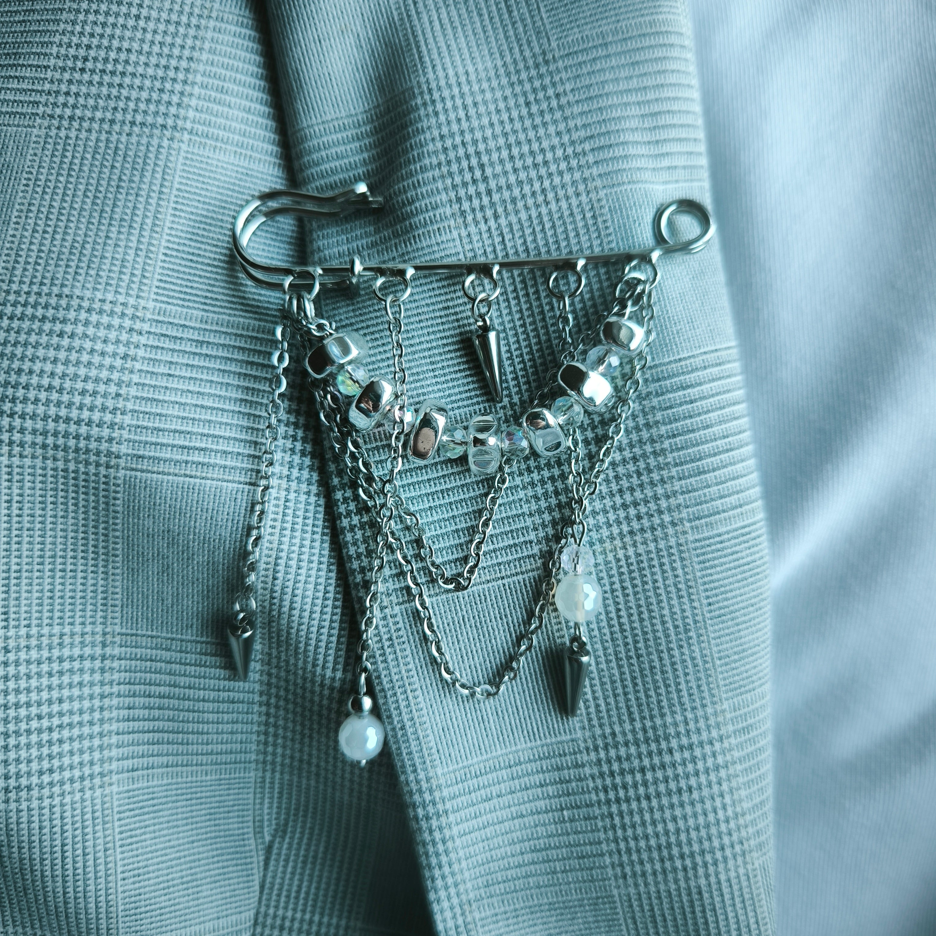 Sweet Rebel - Brooch with mineral stones (Hematite, Agate)