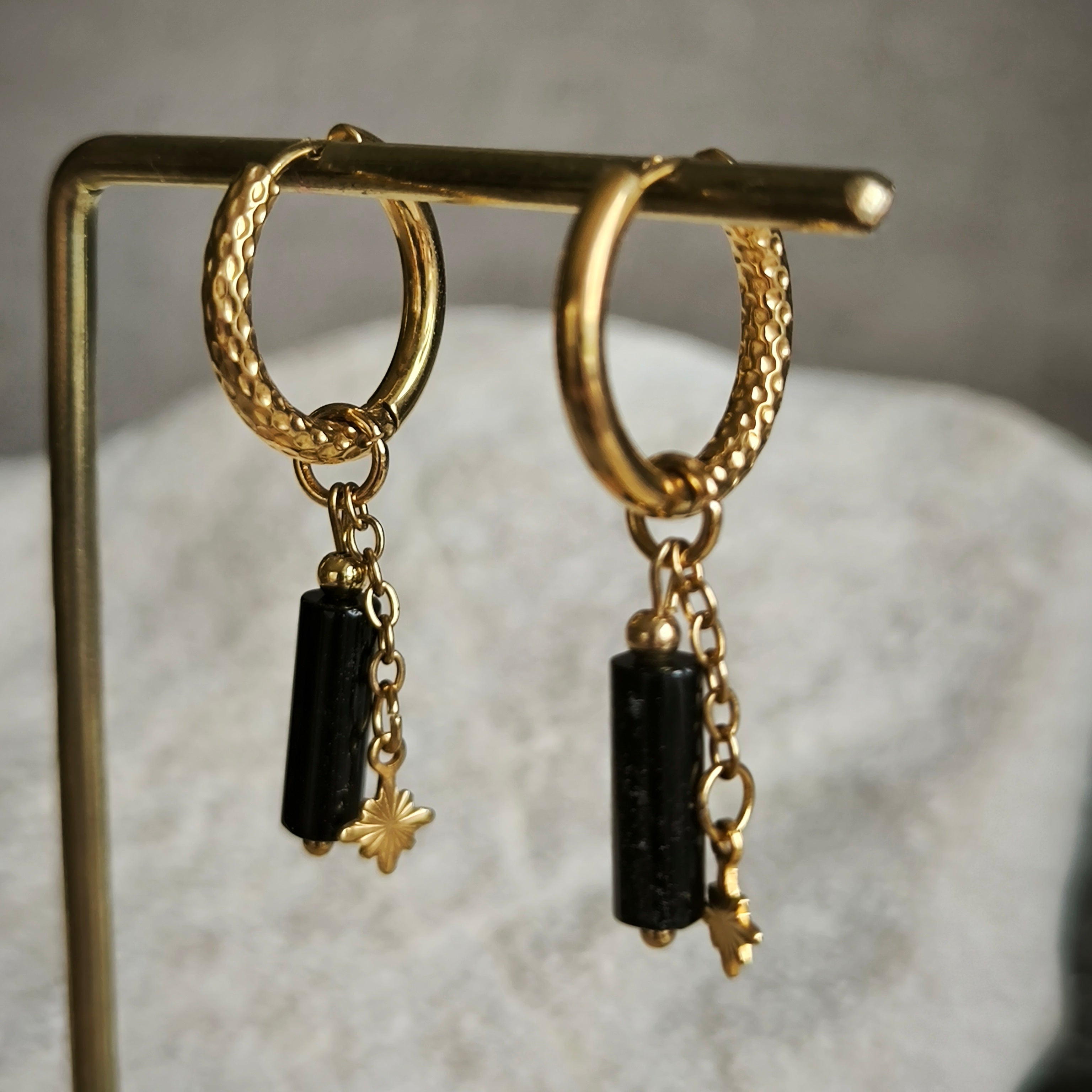 Mineral earrings (Onyx)