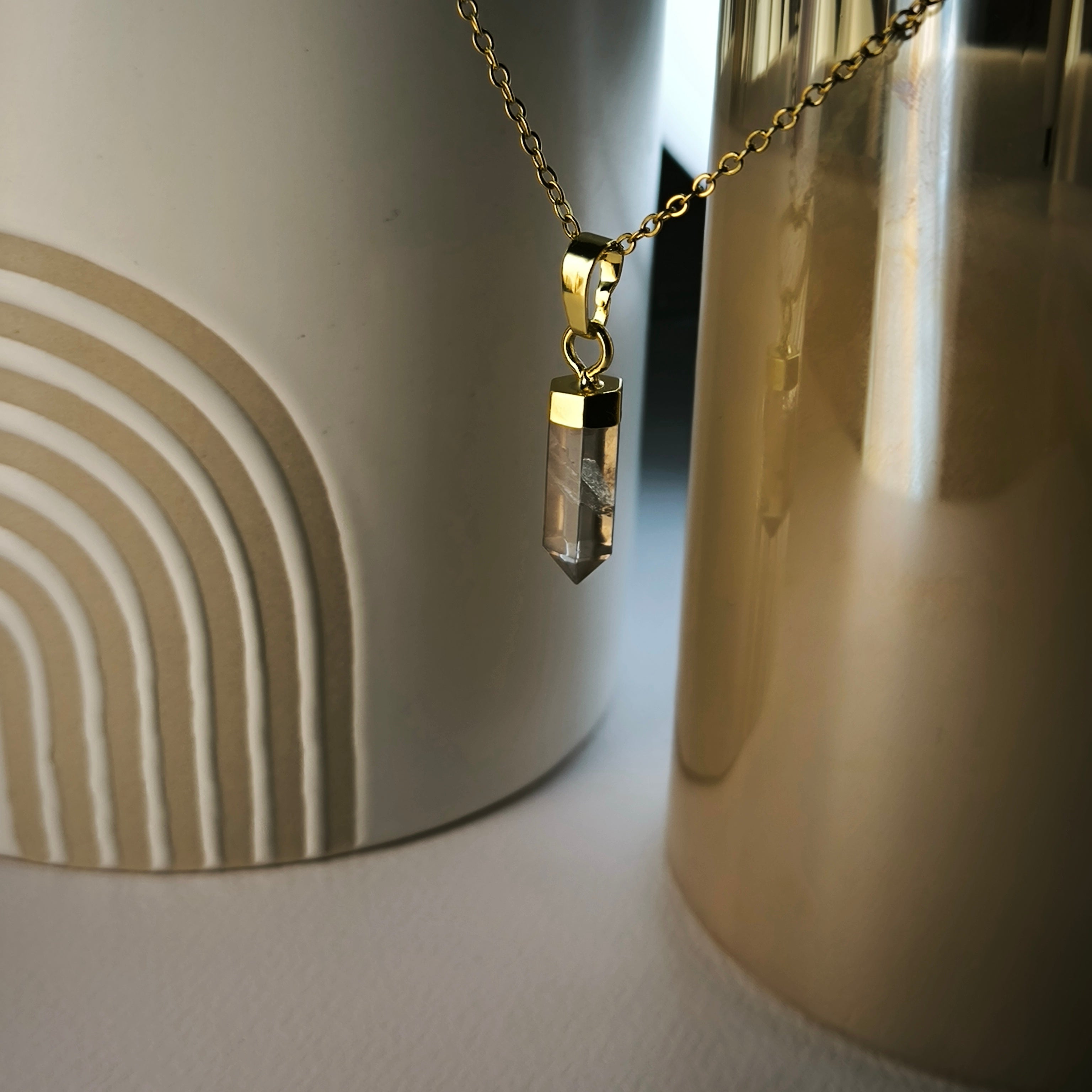 Chain with a pendant made of natural mineral (Smoky Crystal)