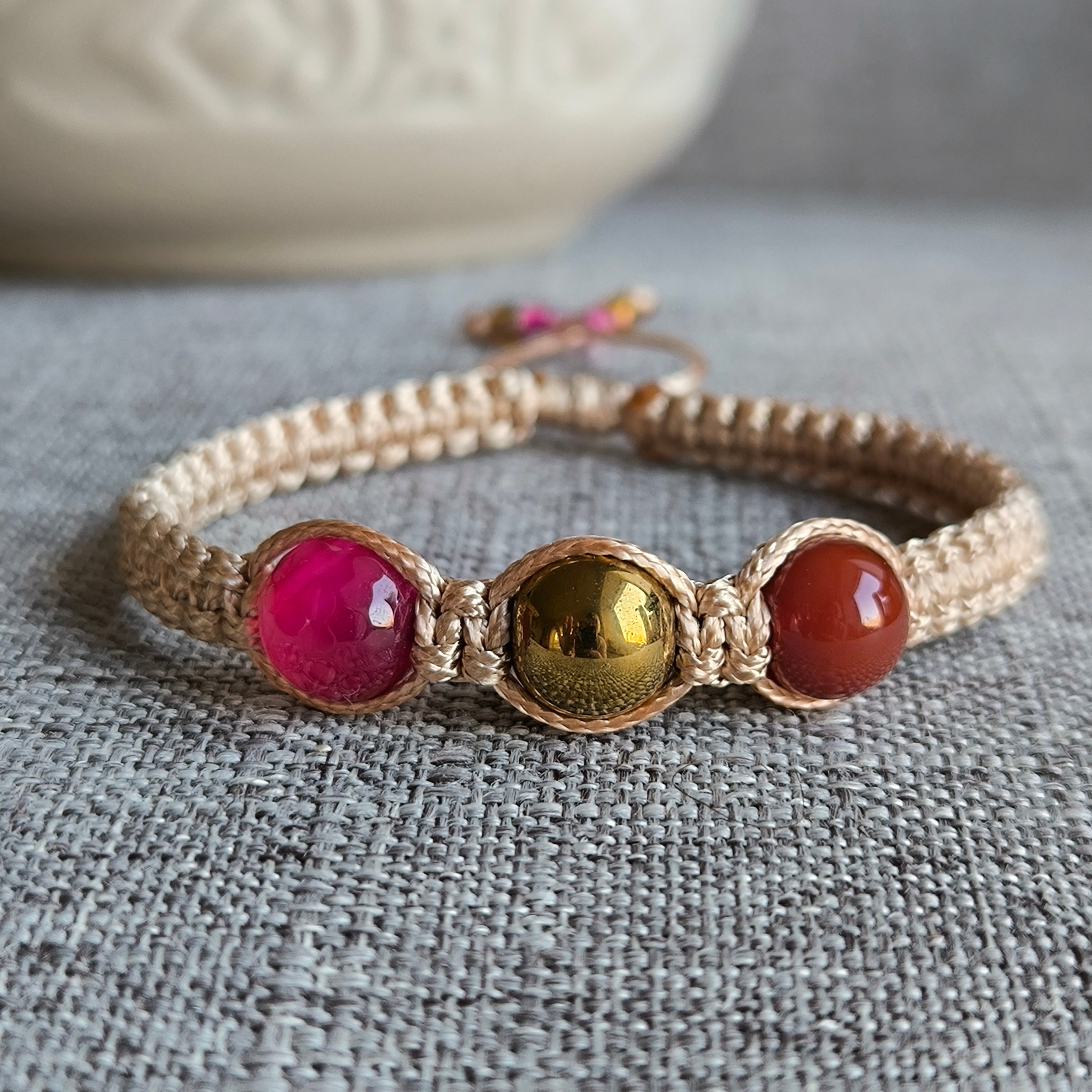 Scorpion (Agat, Hematit, Carneol)