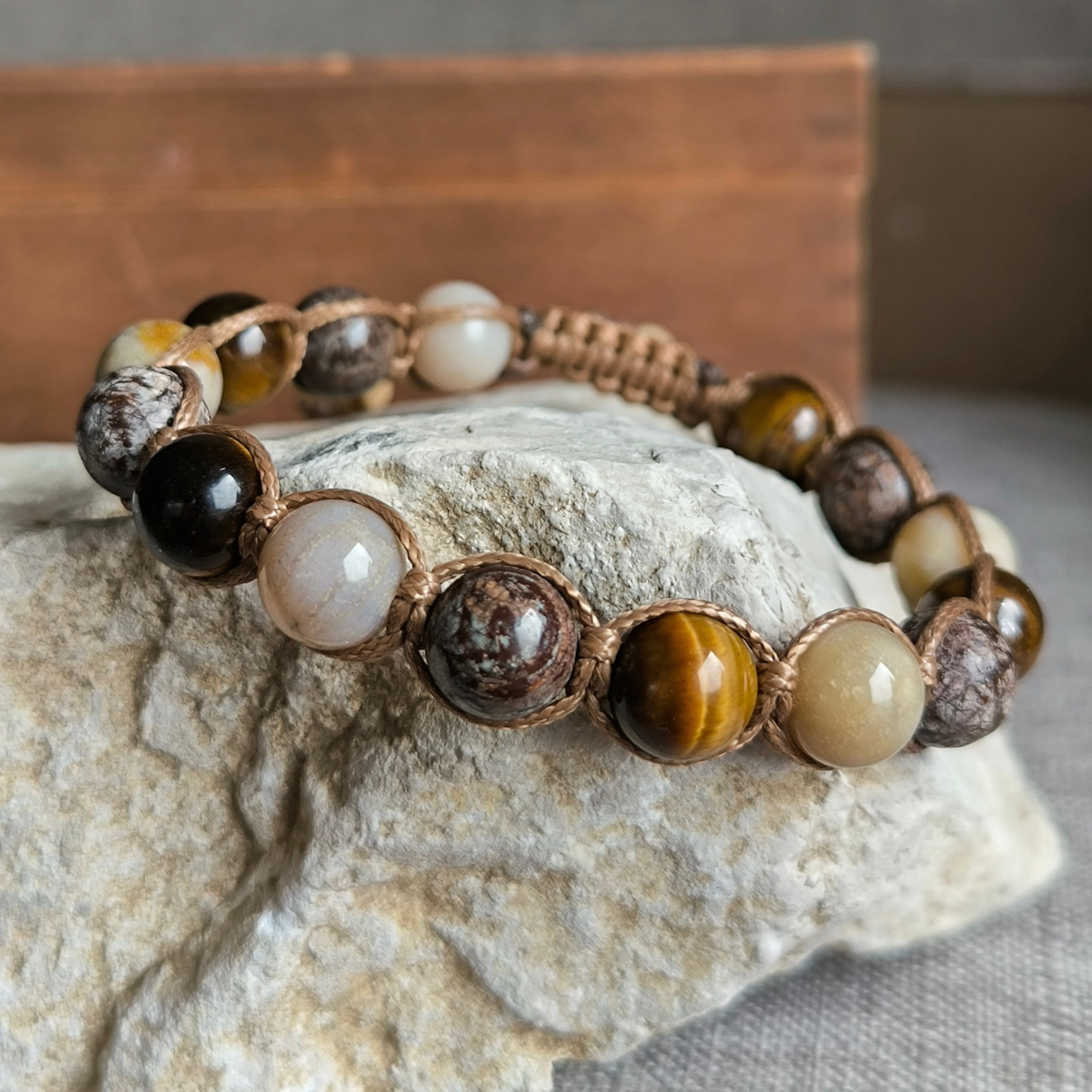Canyon - Náramok z minerálov (Tigrie oko, Obsidián, Chryzantémový kameň) - Marole
