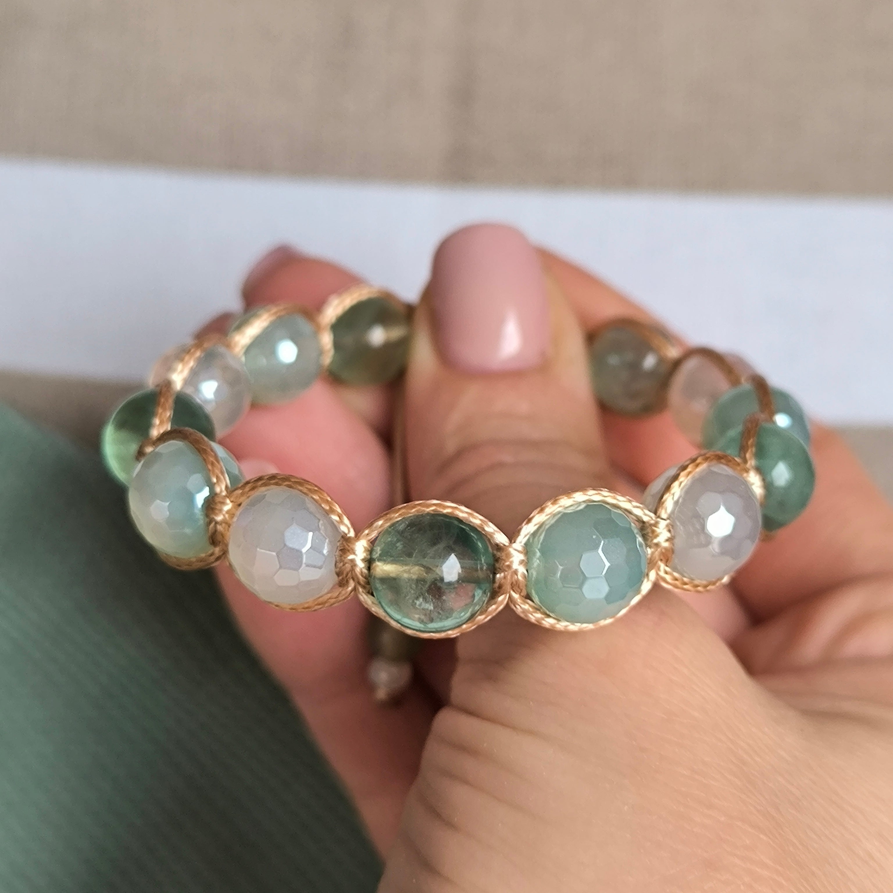 Fiona – Mineralienarmband (Fluorit, Achat) – Marole