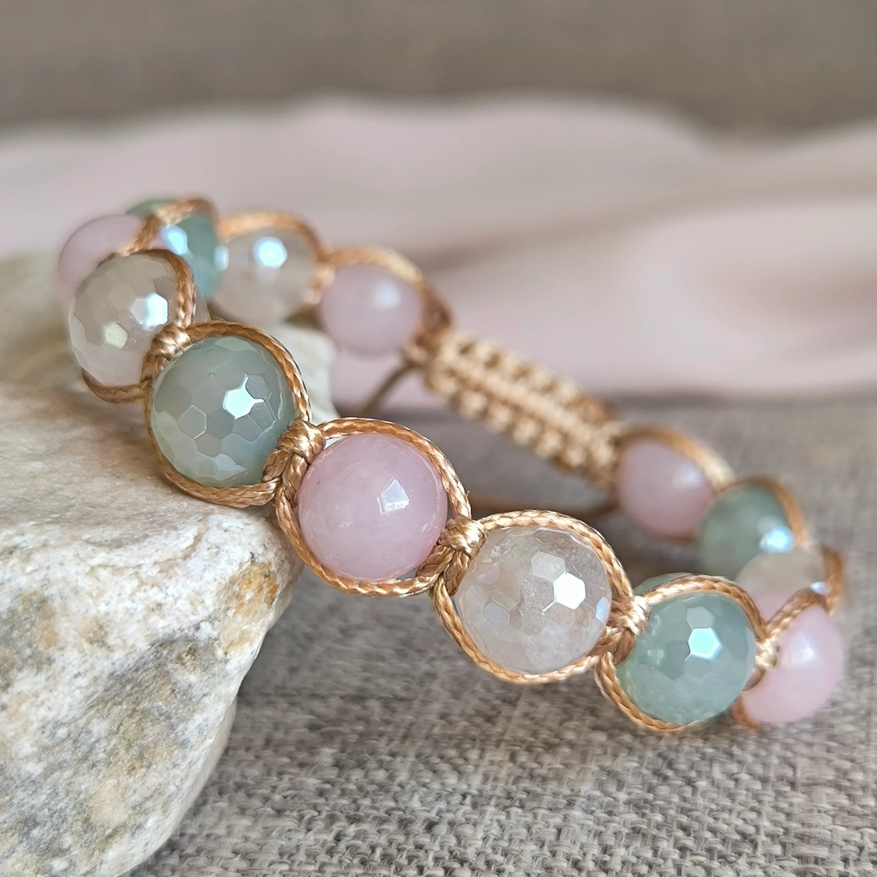 Floral - Mineral bracelet (Agate, Rose Quartz) - Marole