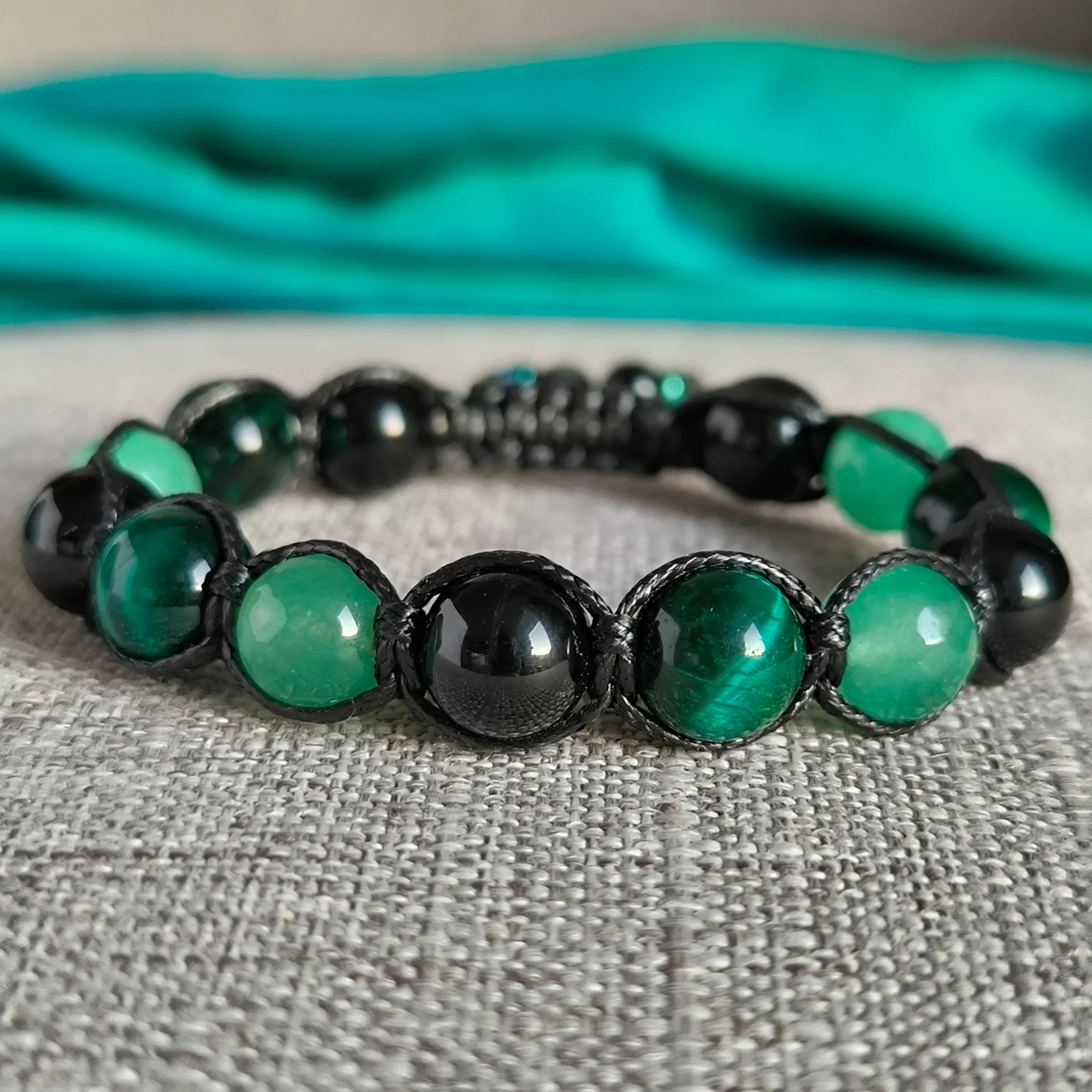 Dschungel – Mineralienarmband (Turmalin, Jadeit, Tigerauge) – Marole