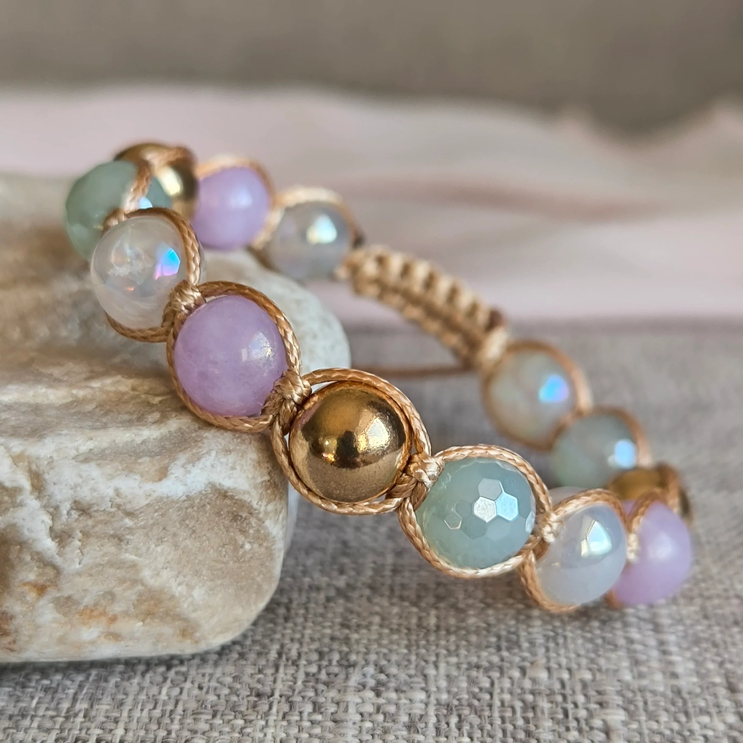 Lavendel-Minze – Mineralienarmband (Achat, Hämatit, Angelit) – Marole