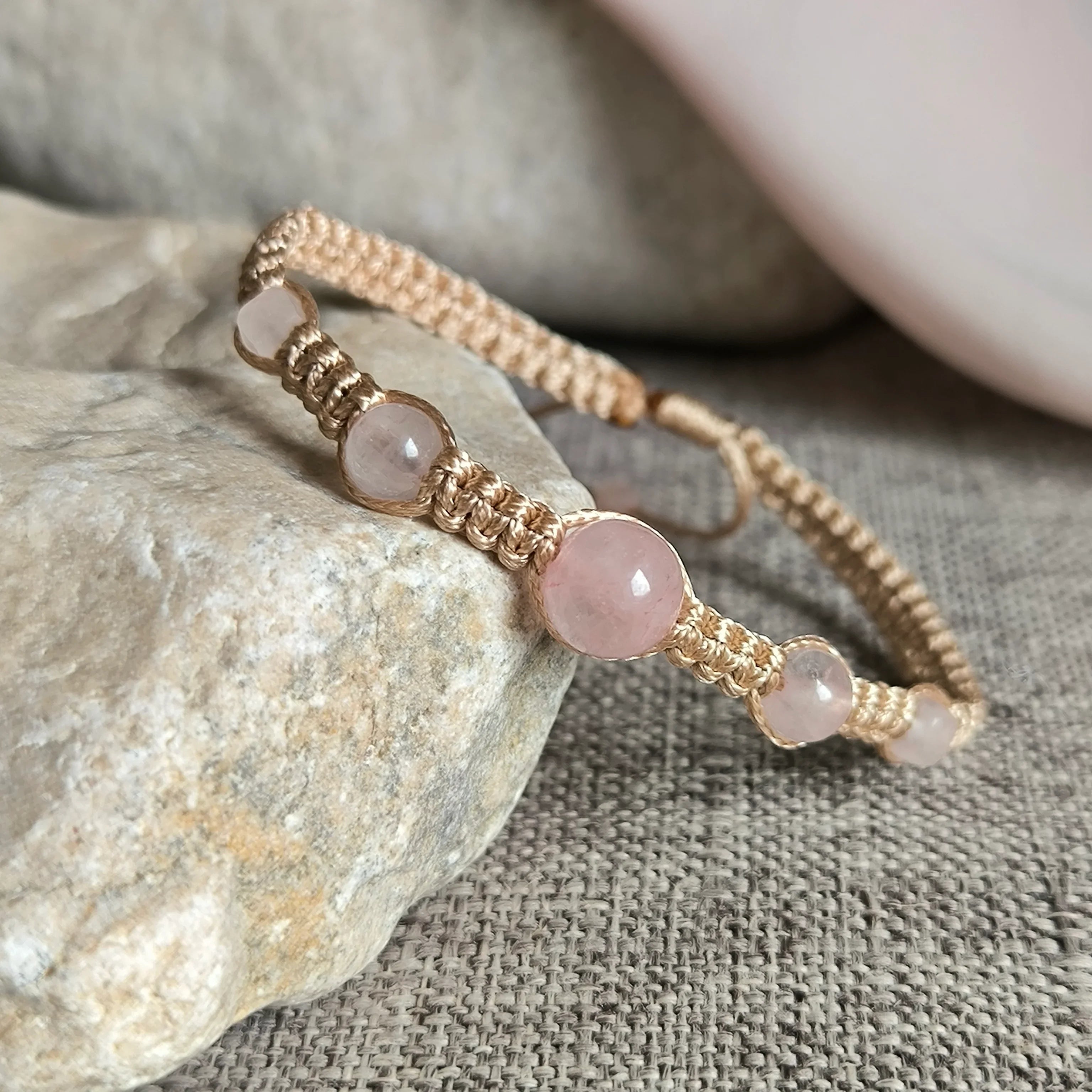 Brățară minimalistă - You Are Loved (Ruženín) - Marole