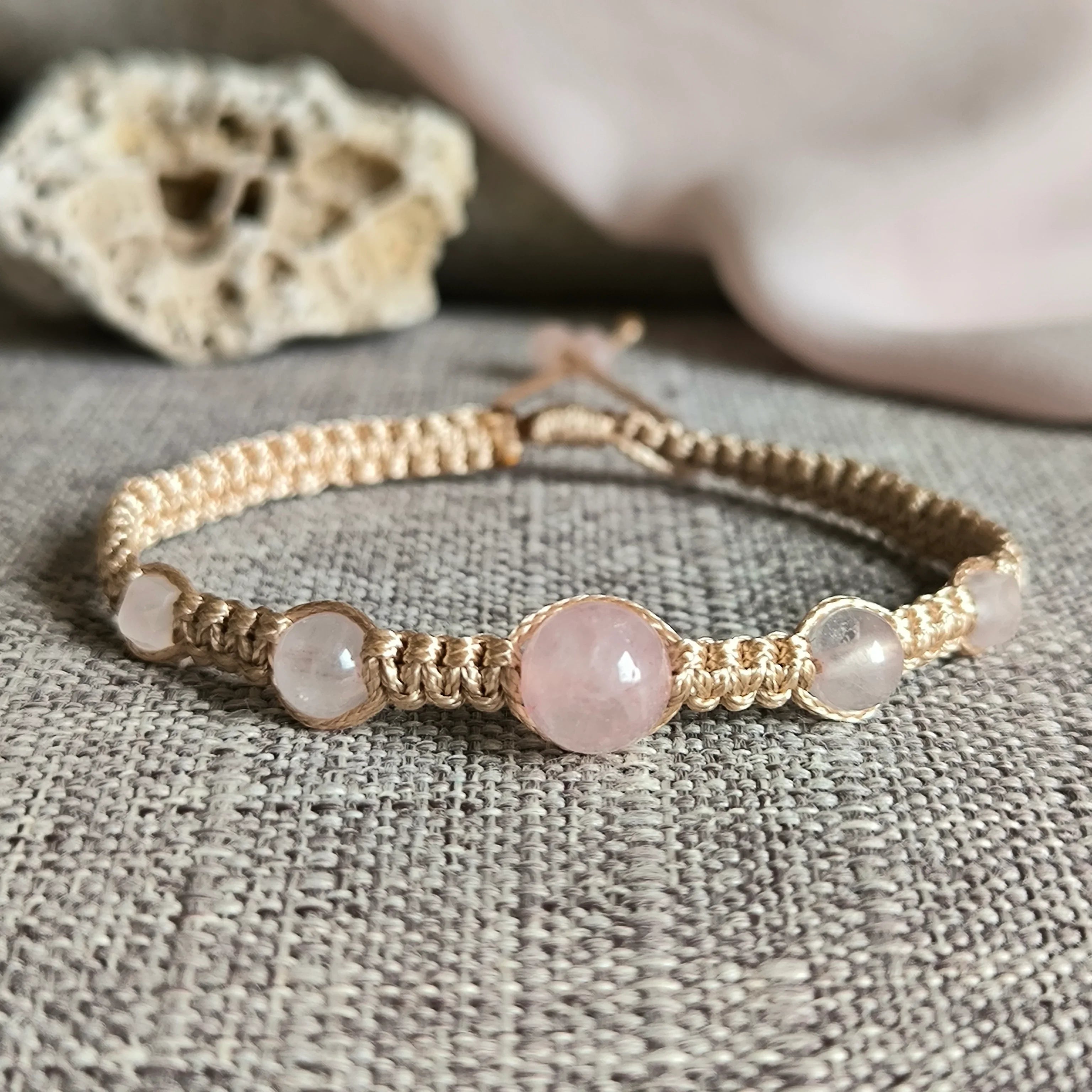 Brățară minimalistă - You Are Loved (Ruženín) - Marole