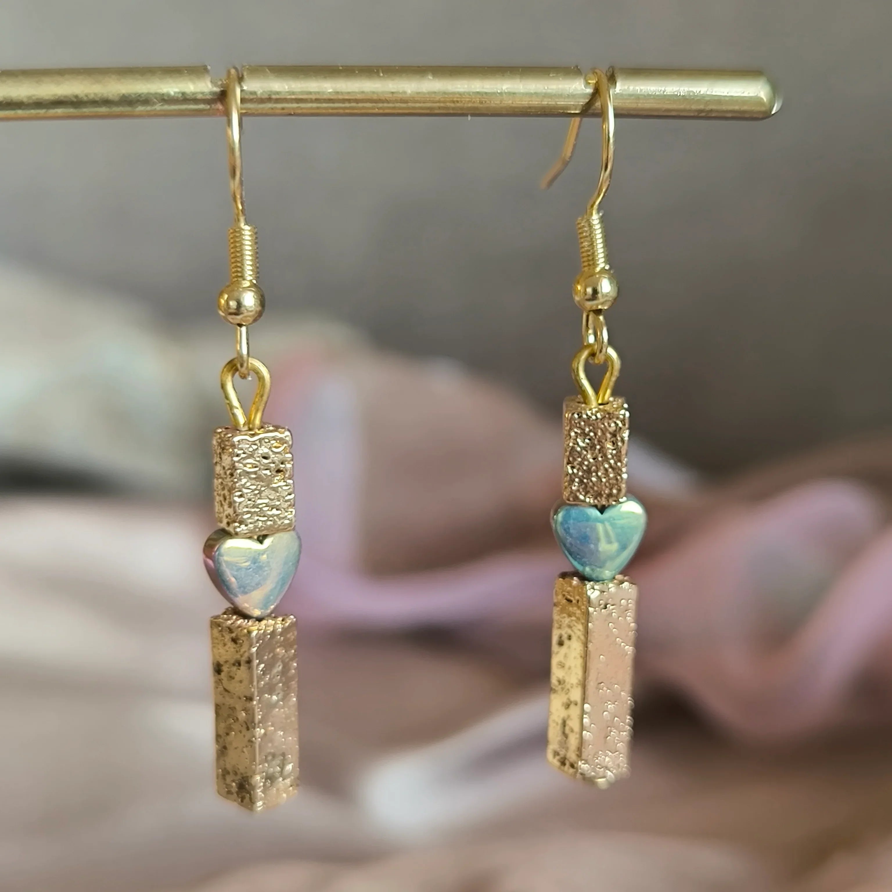 Náušnice z minerálů (Hematit, Lávový Kámen) - Marole