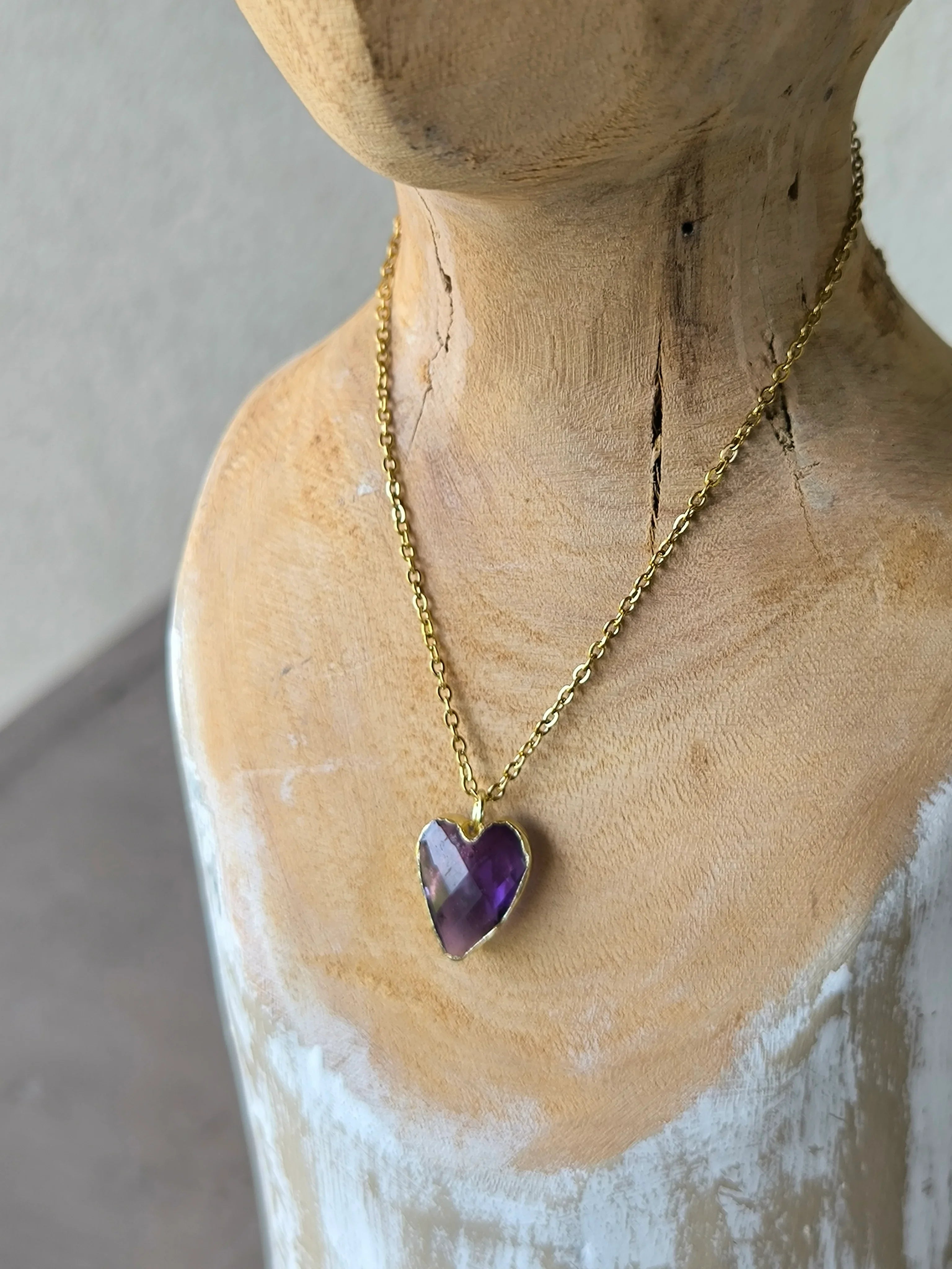 Kette mit Anhänger aus natürlichem Mineral (Amethyst) - Marole