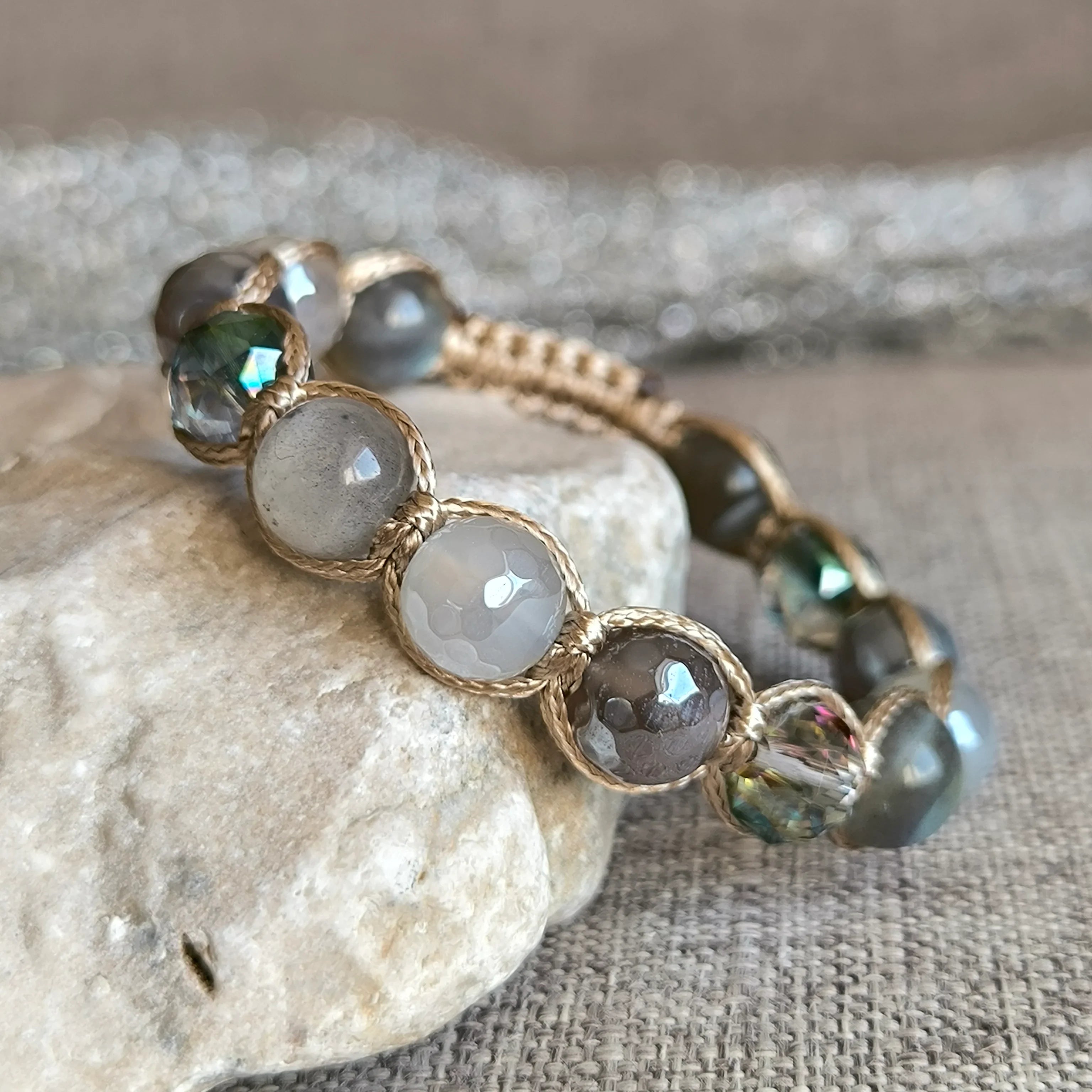 Smoky Touch – Mineralienarmband (Labradorit, Achat) – Marole