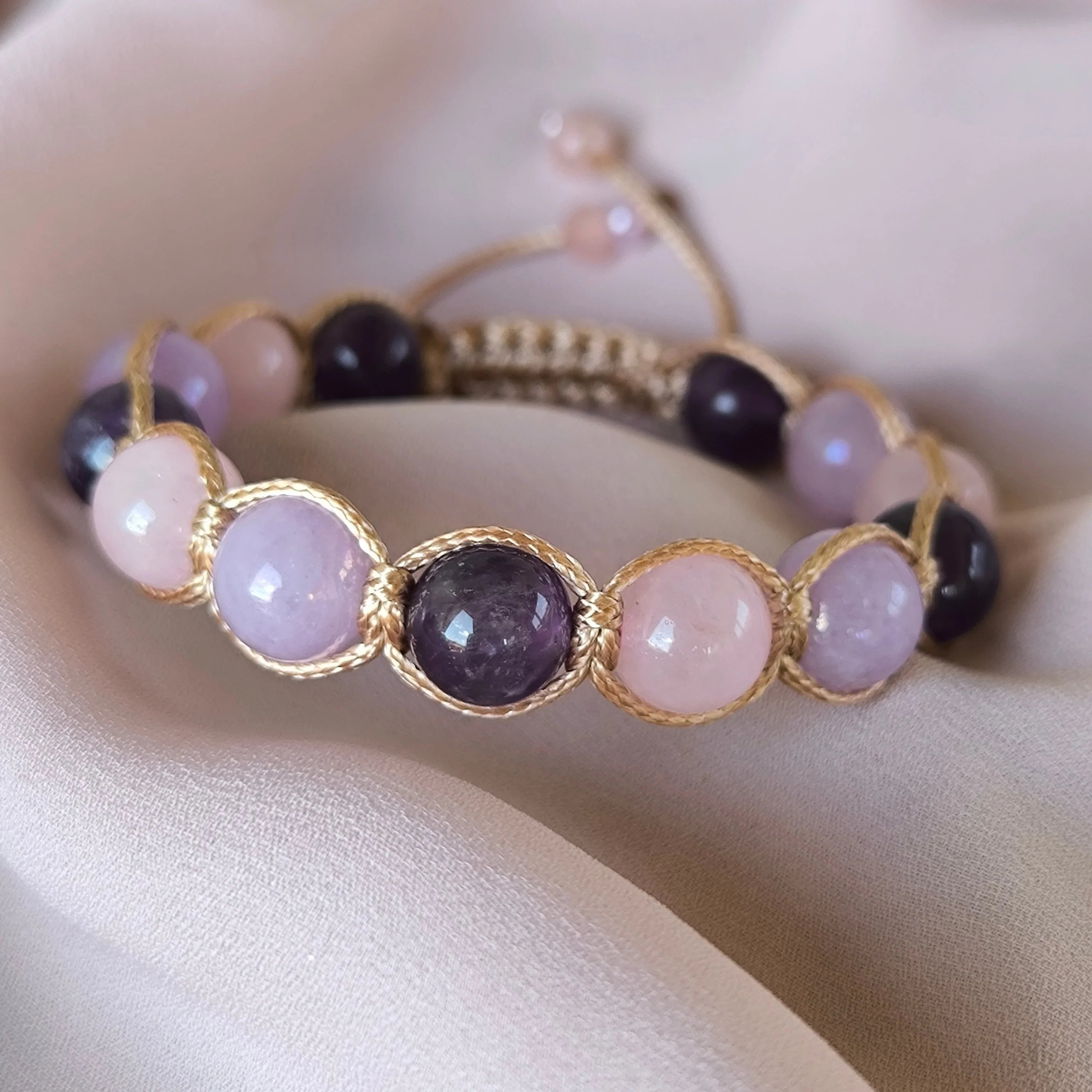 Violet Dreams – Mineralienarmband (Amethyst, Rosenquarz, Angelit) – Marole